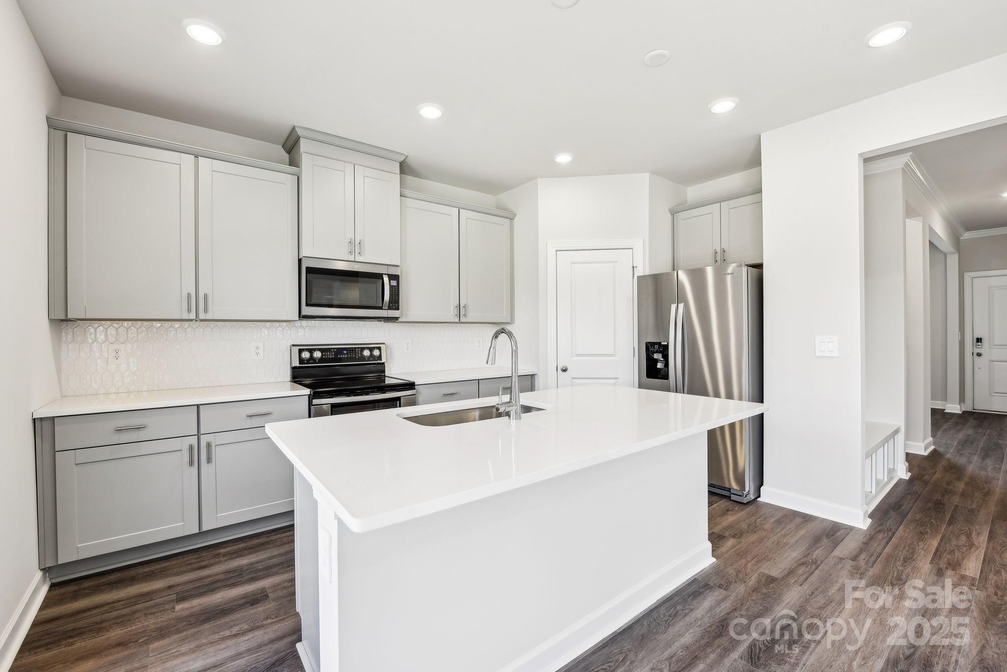 2207 Silverbell Lane — Stanley