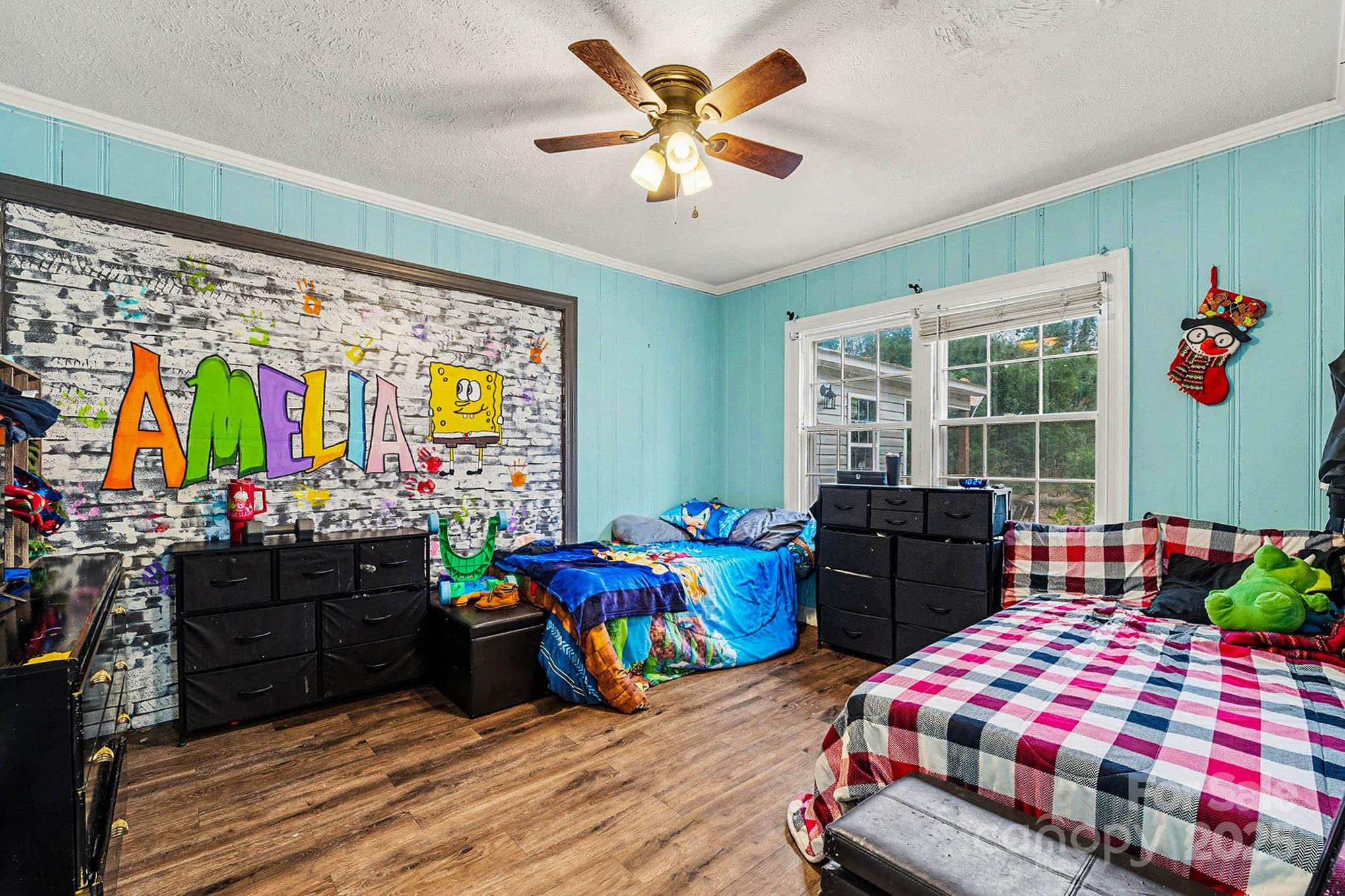 109 S Austin Street — Maxton