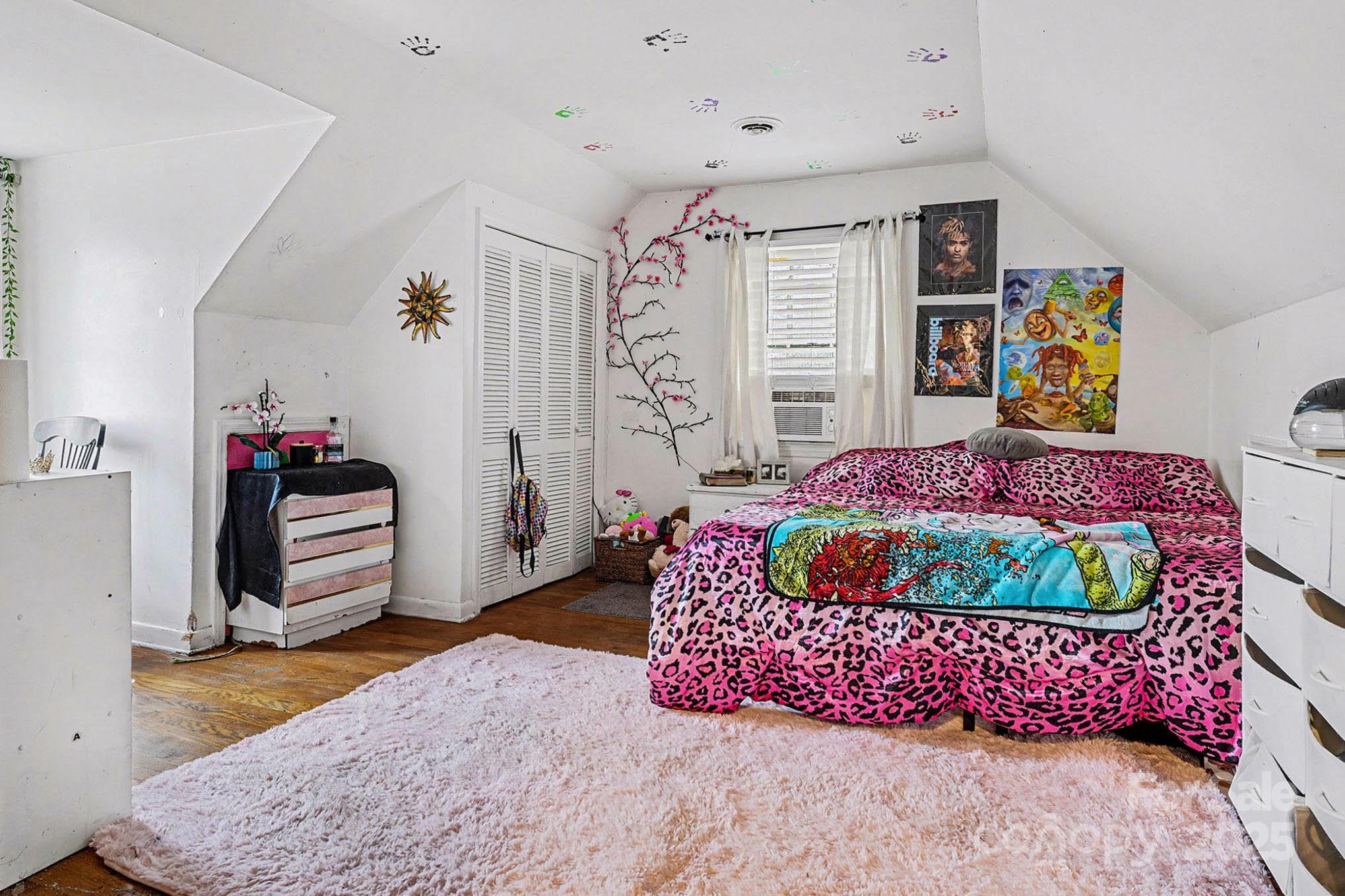109 S Austin Street — Maxton