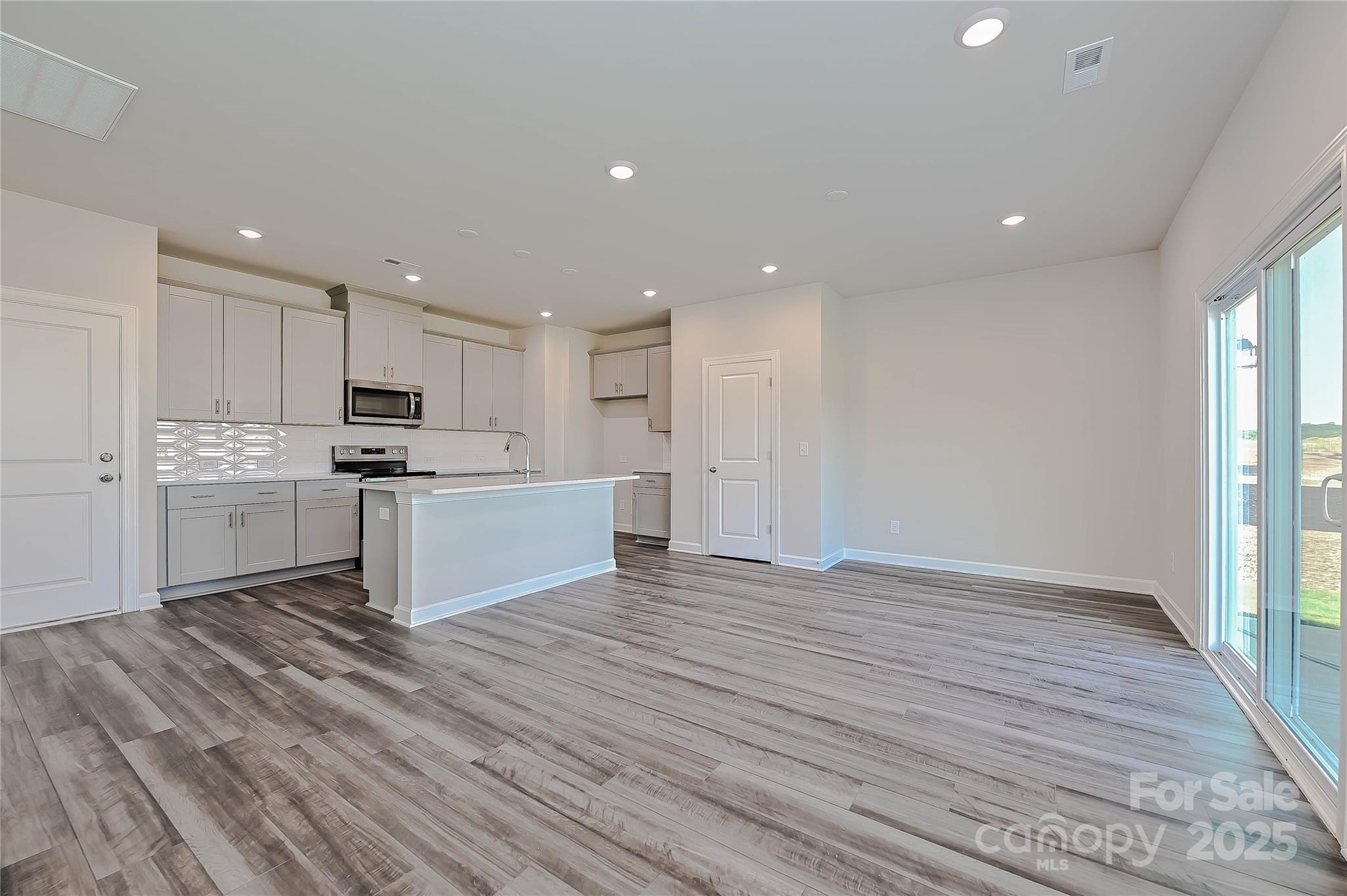 1313 30th Street Lane NE — Conover