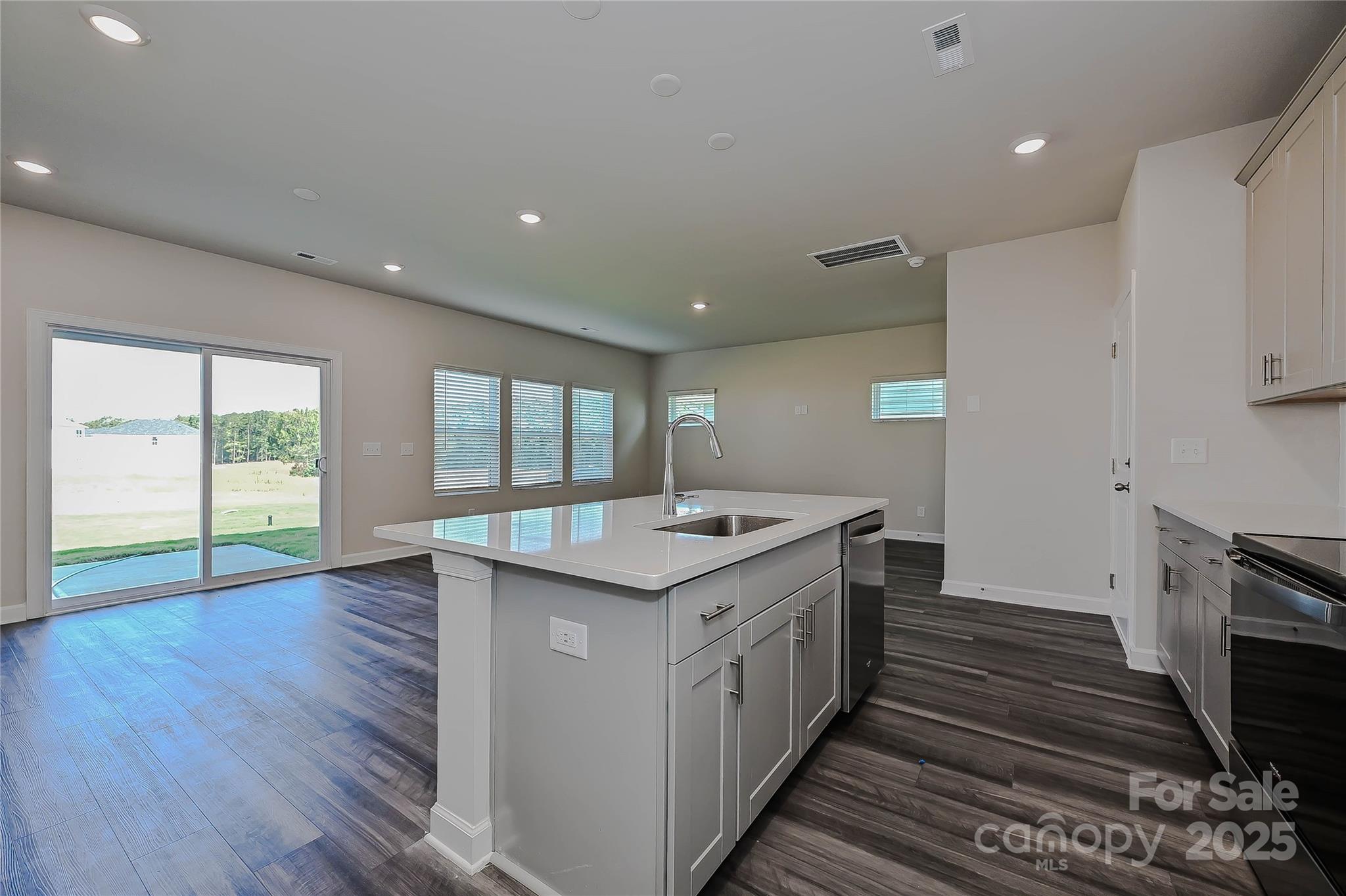 1313 30th Street Lane NE — Conover