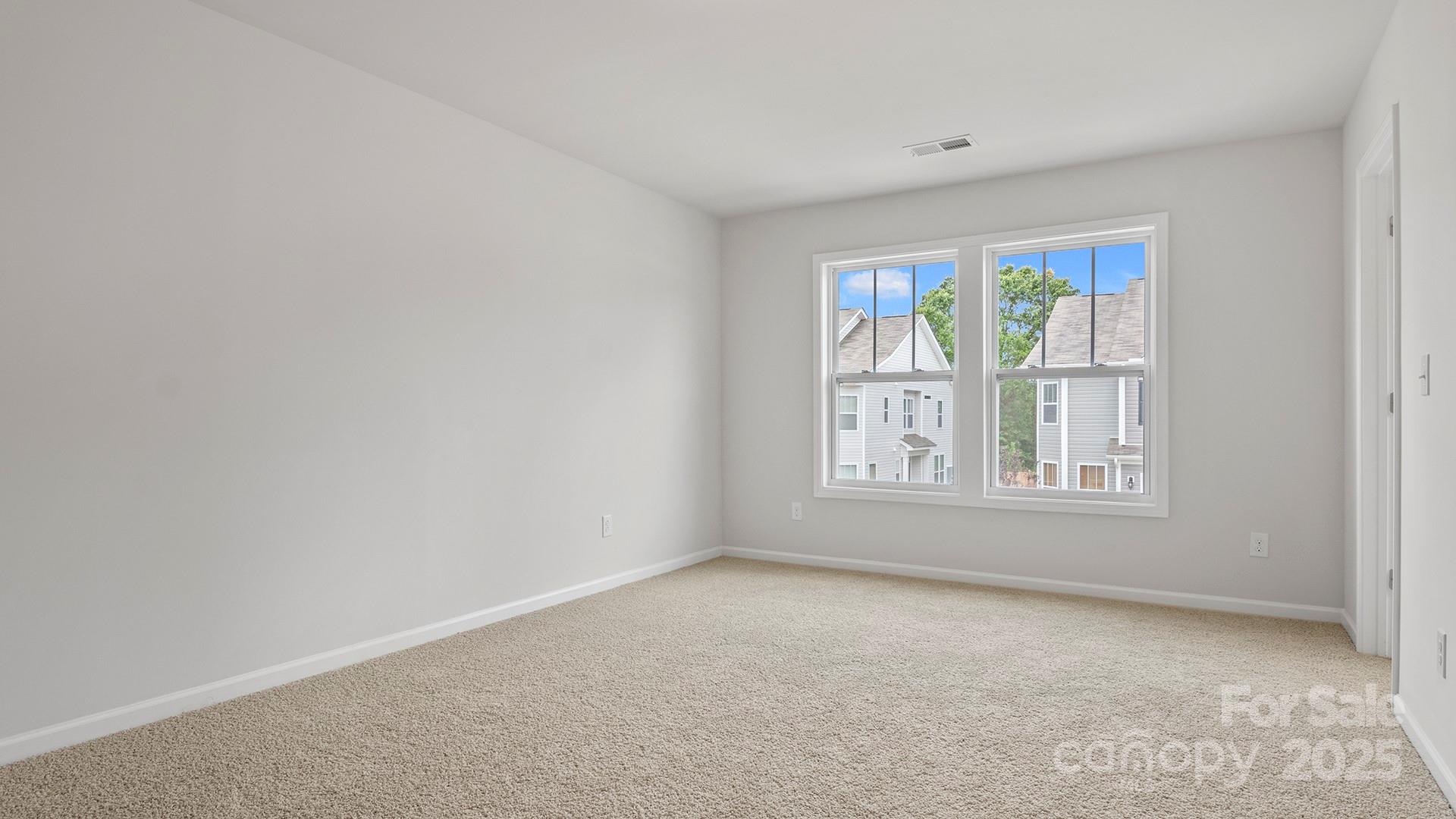 369 Creekview Road — Hendersonville