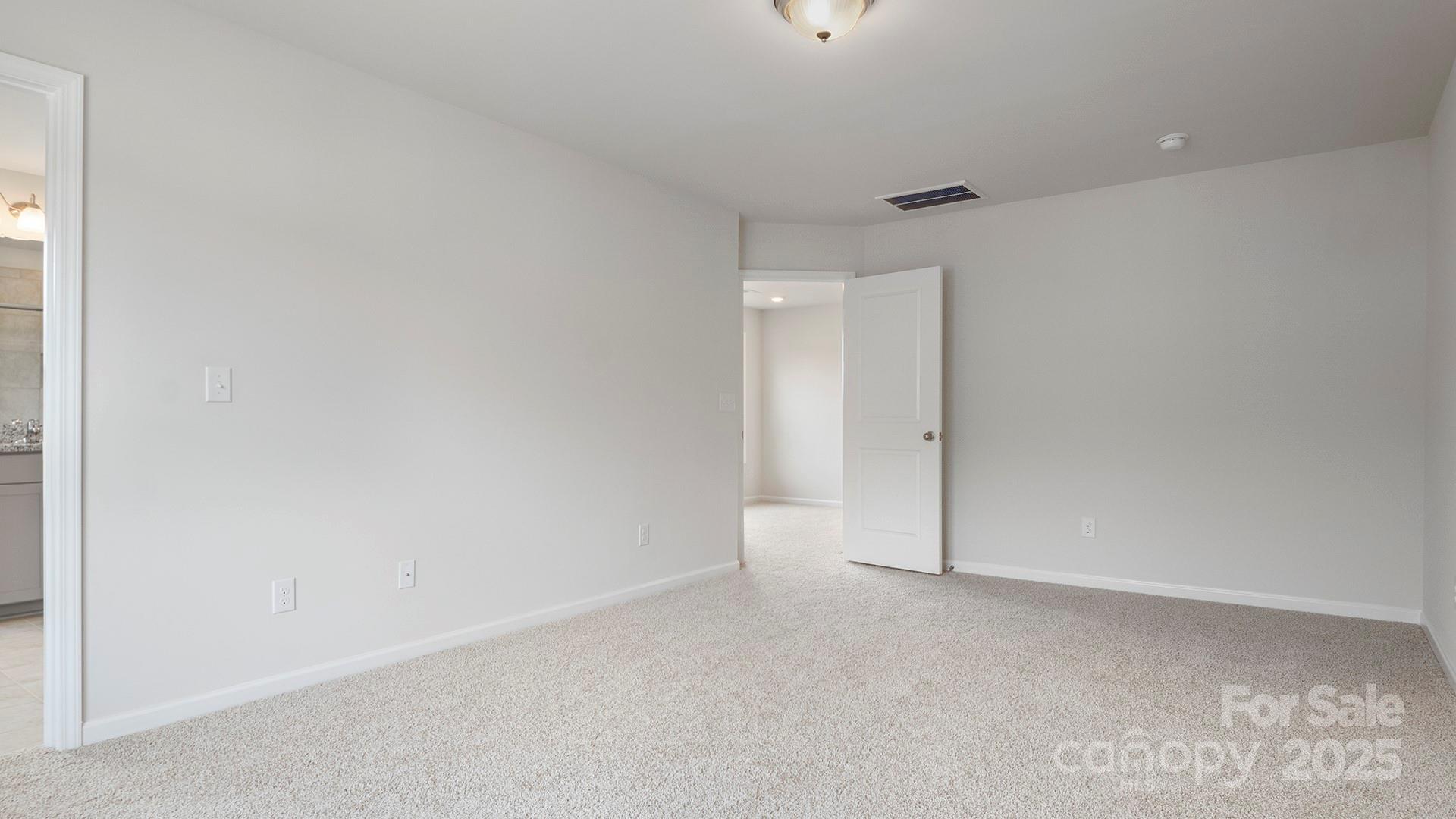 369 Creekview Road — Hendersonville
