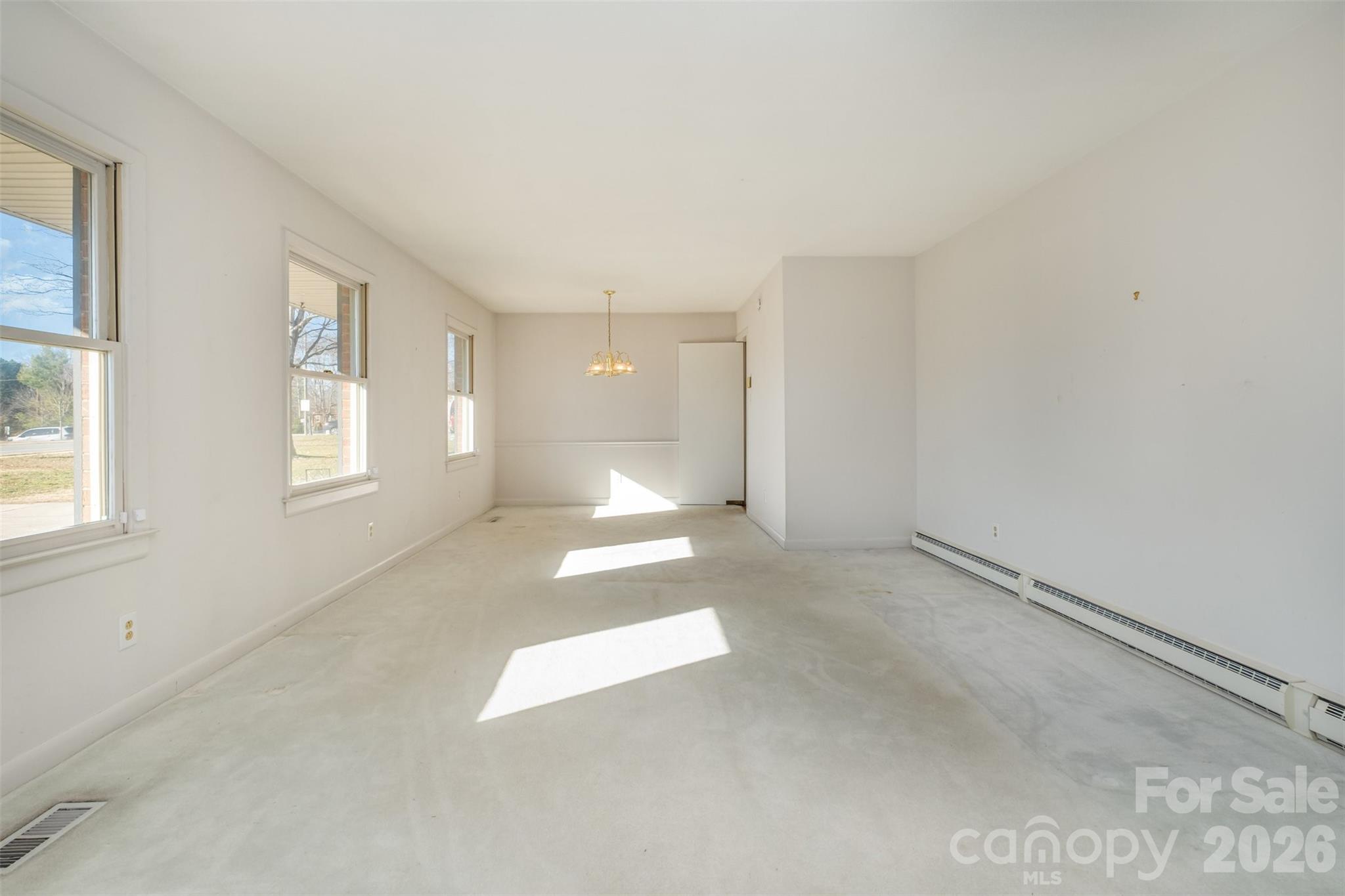 830 S Magnolia Street — Mooresville
