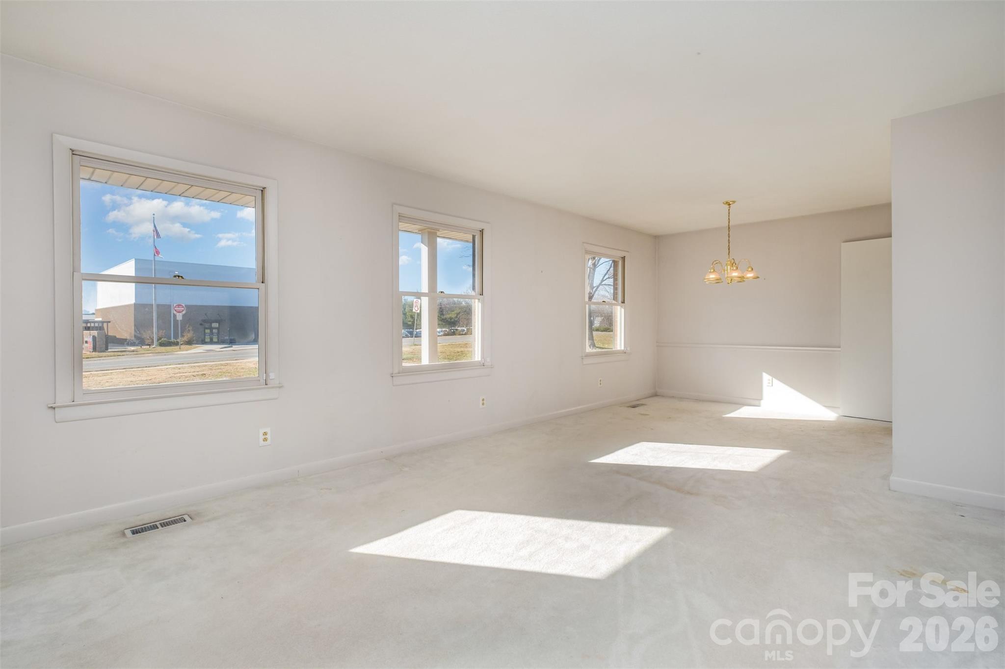 830 S Magnolia Street — Mooresville