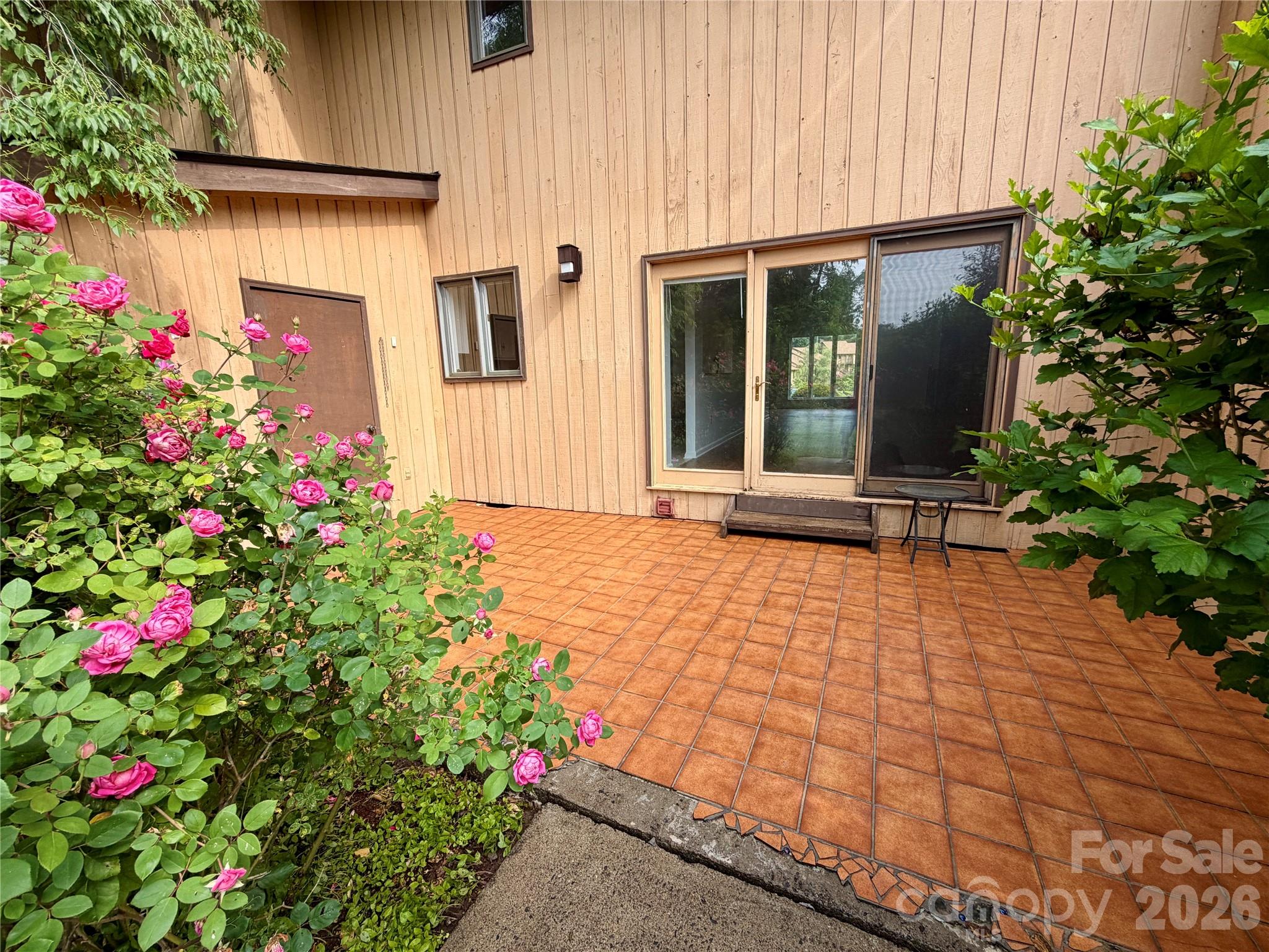 103 Pebble Creek Drive — Asheville