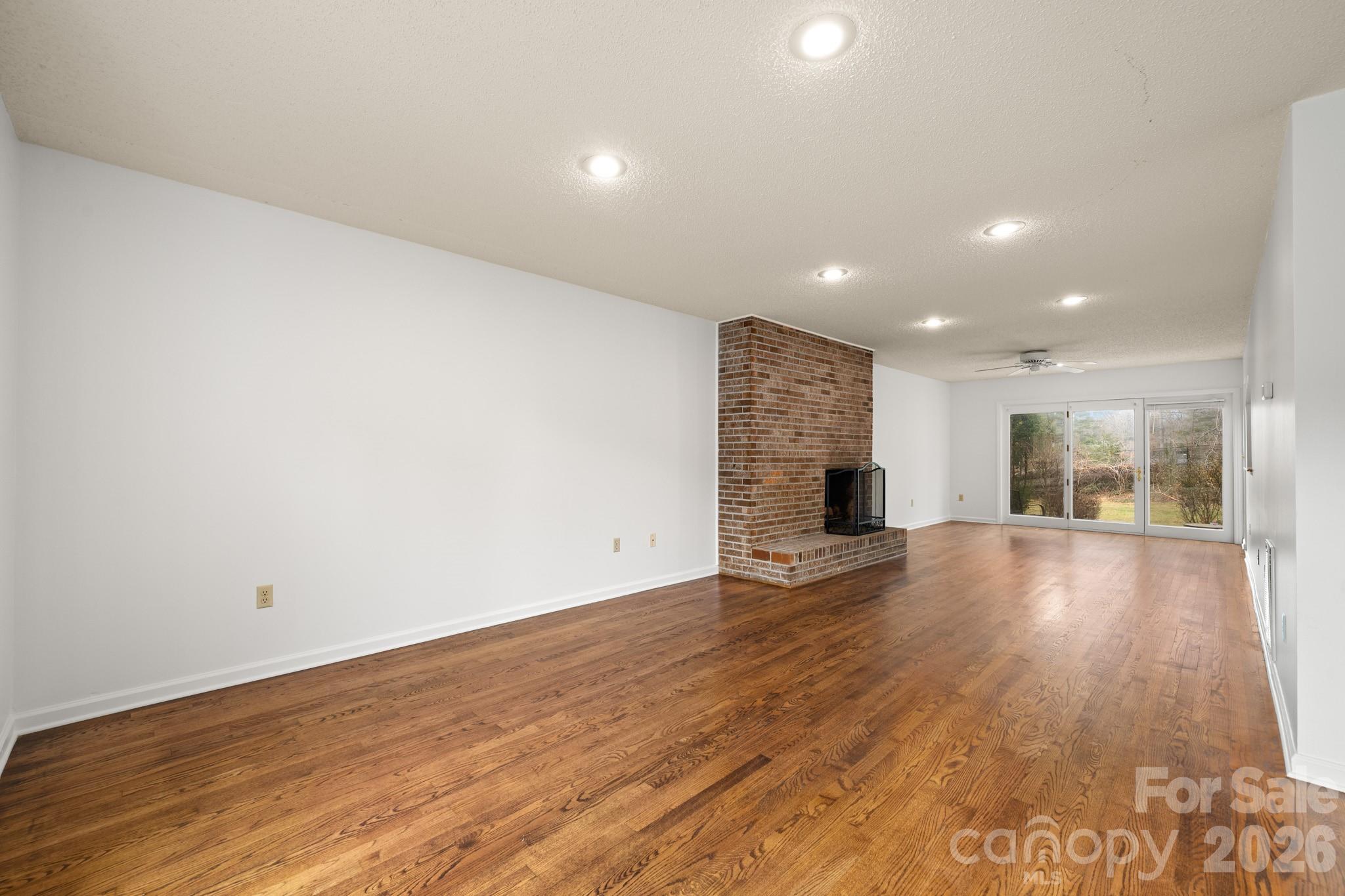 103 Pebble Creek Drive — Asheville