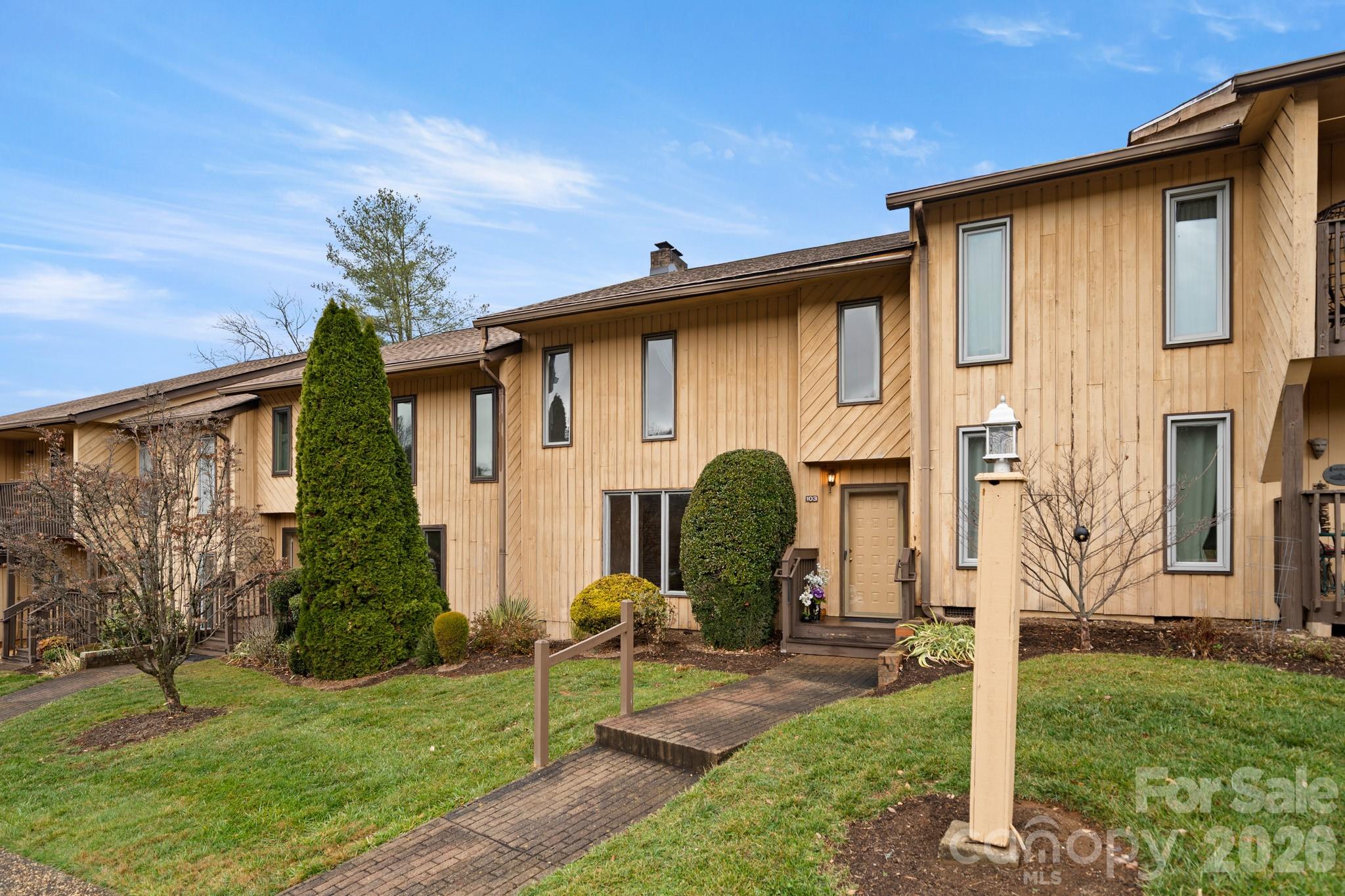 103 Pebble Creek Drive — Asheville