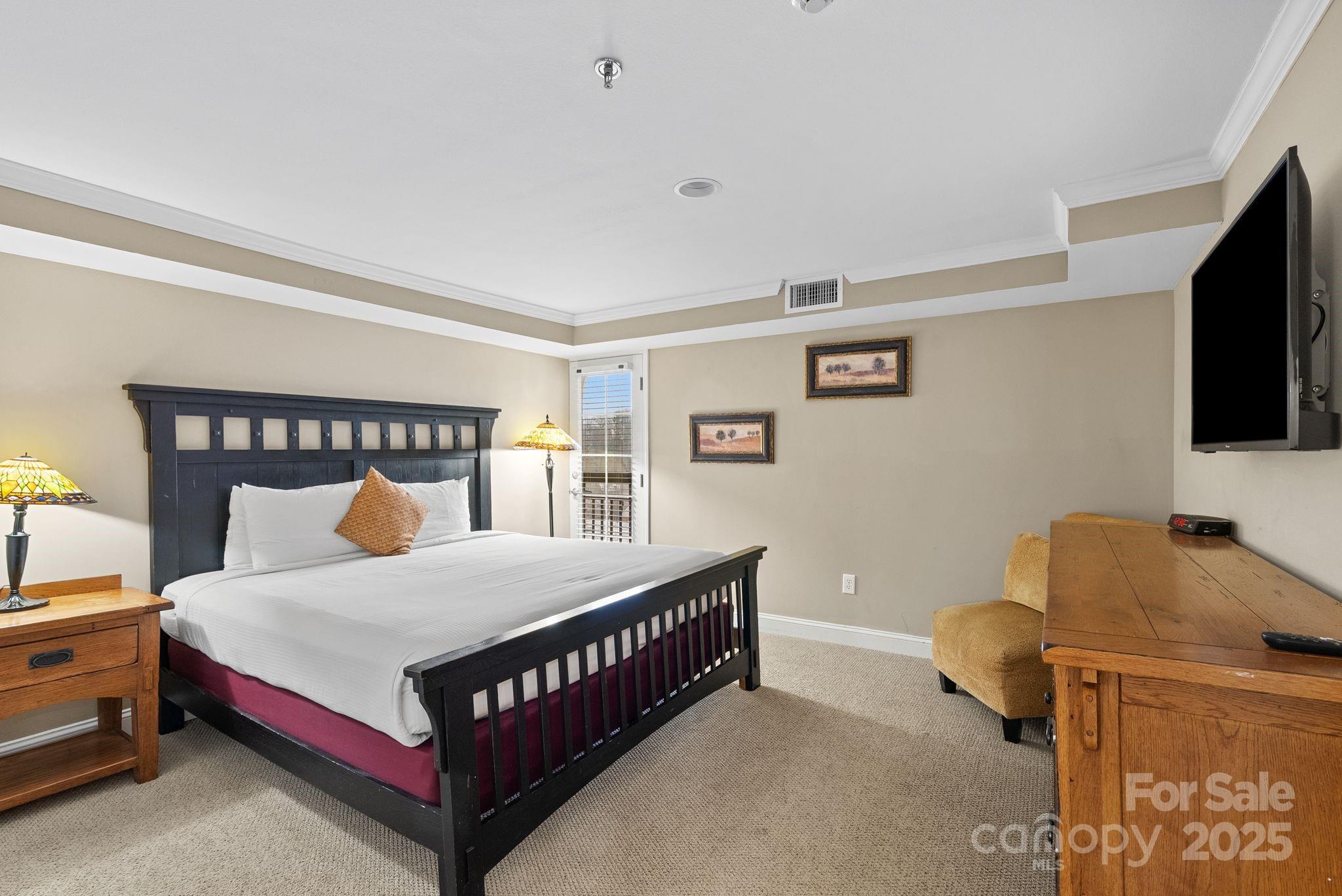 430 Bowling Park Road — Asheville