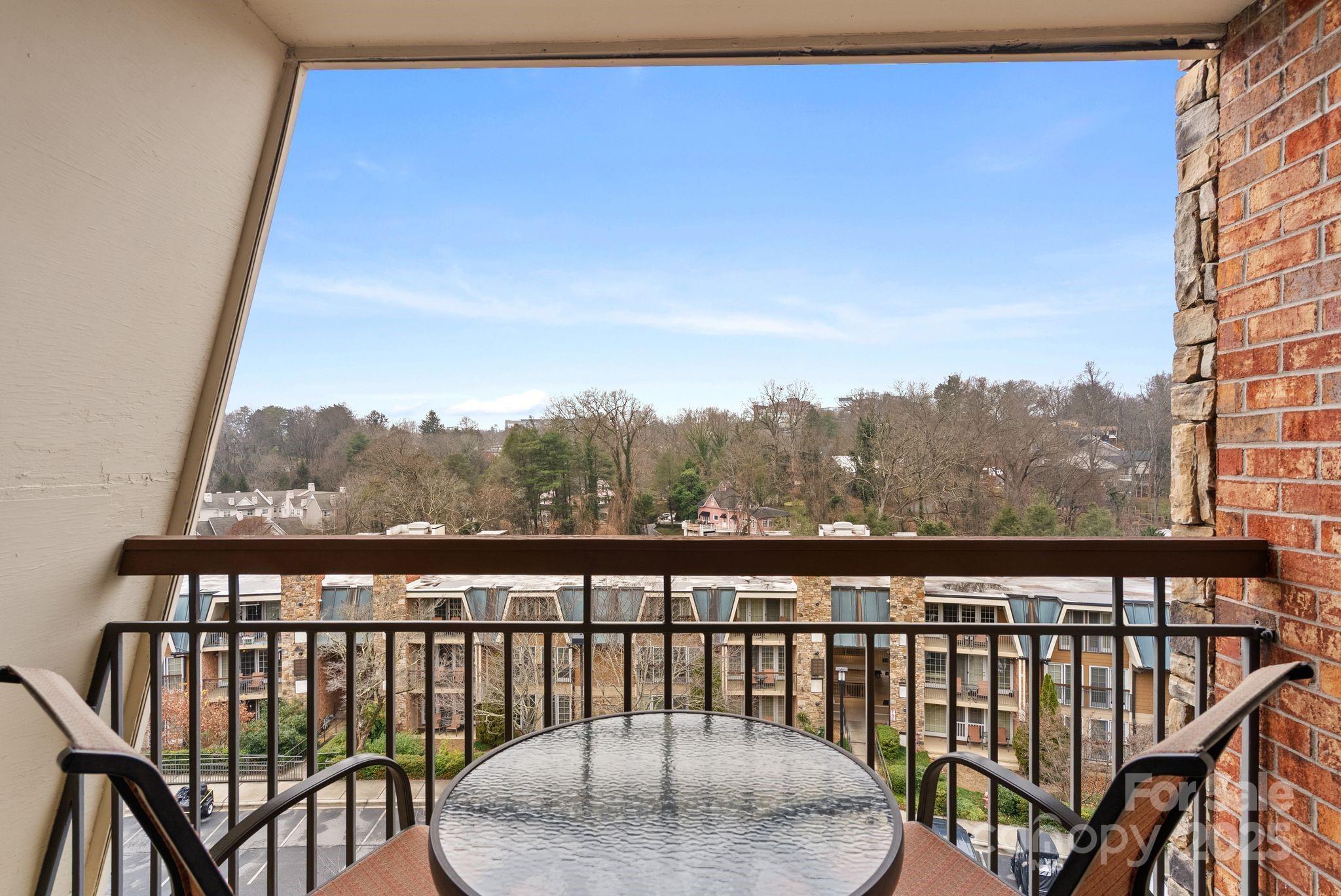 430 Bowling Park Road — Asheville