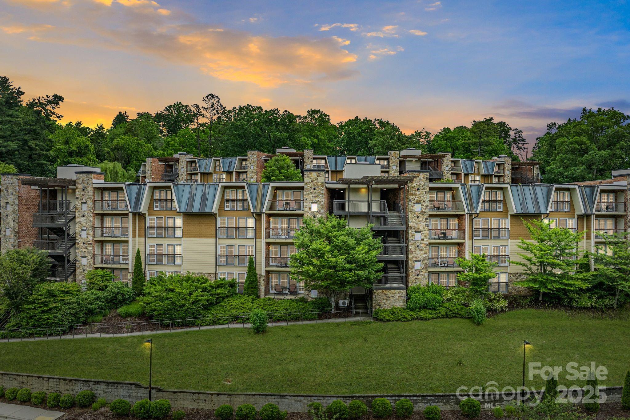 430 Bowling Park Road — Asheville