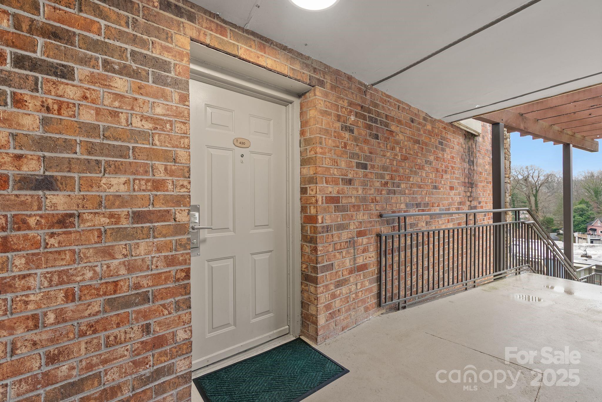 430 Bowling Park Road — Asheville