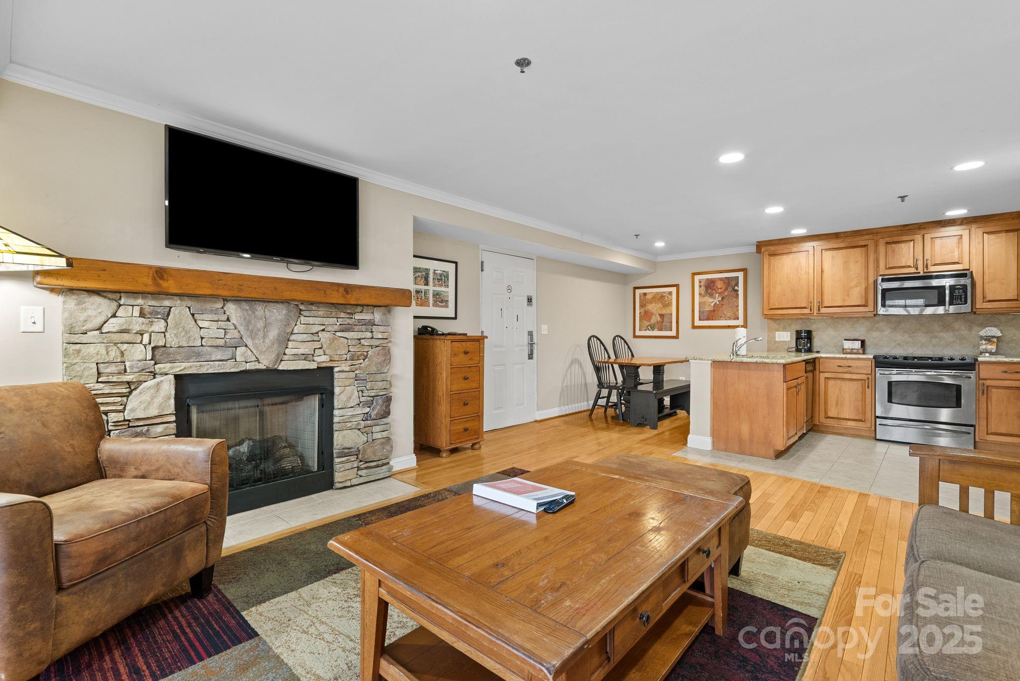 430 Bowling Park Road — Asheville