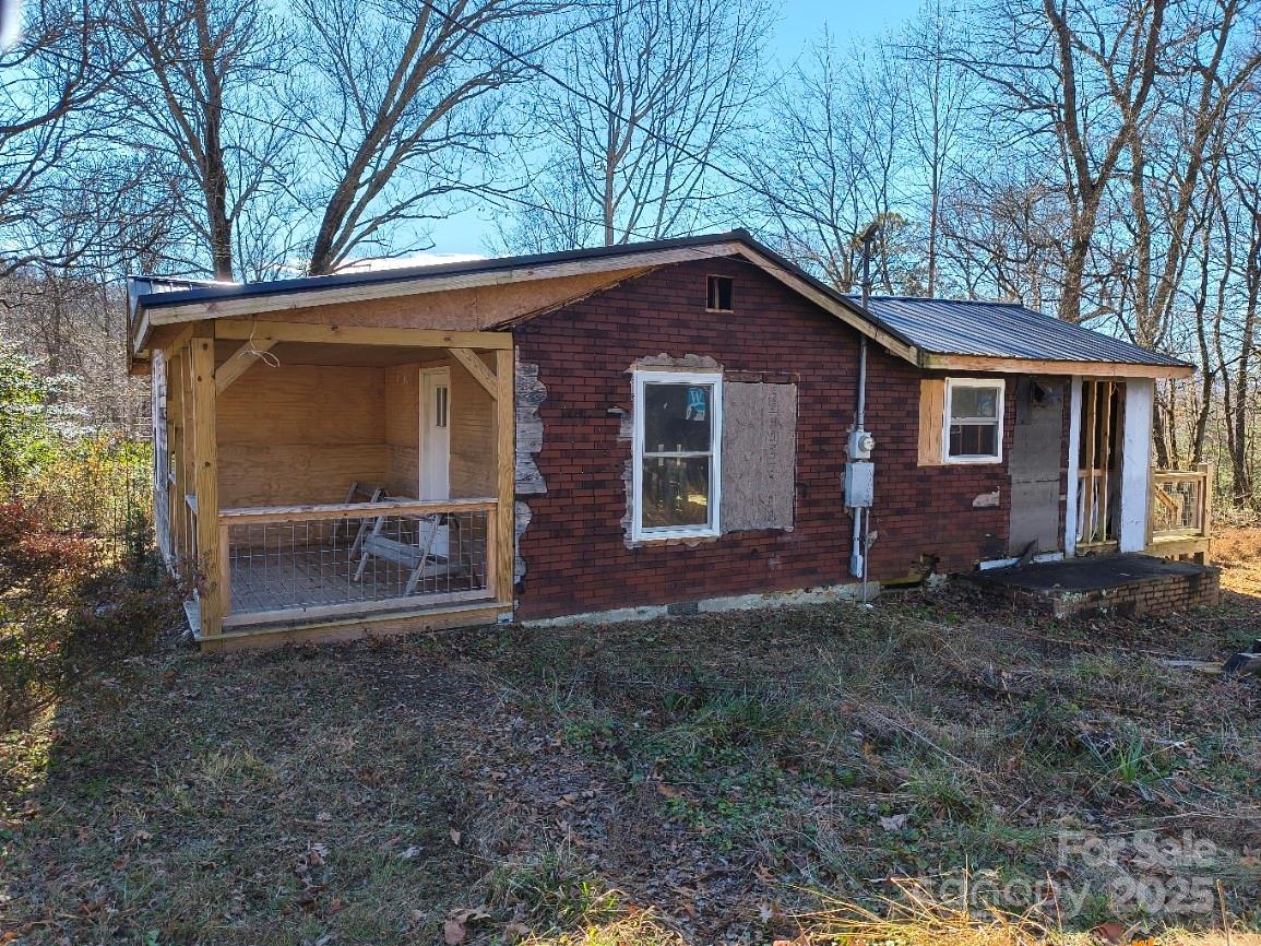 28 Pearl Street — Black Mountain