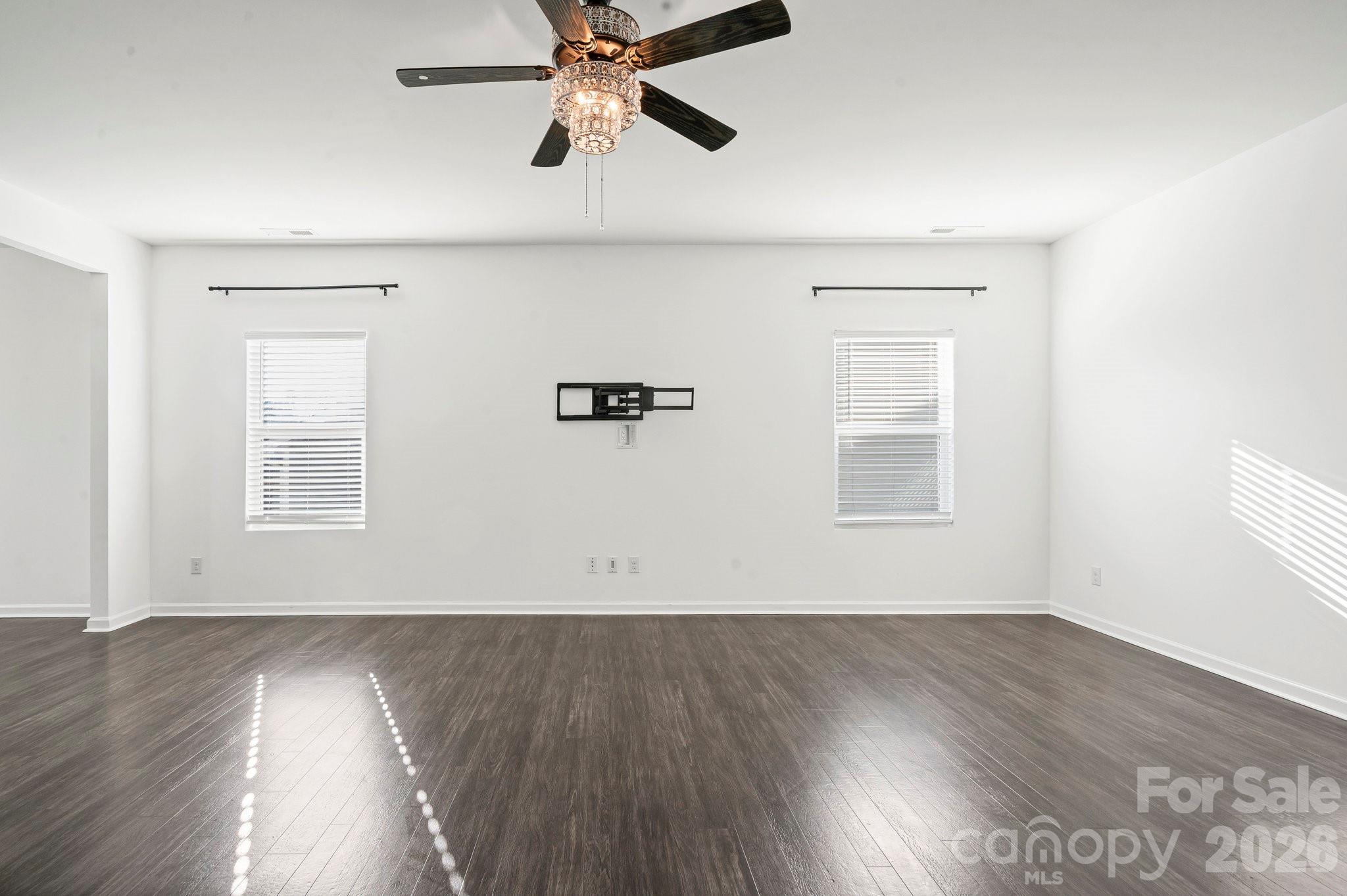 165 Old Harbor Drive — Mount Gilead