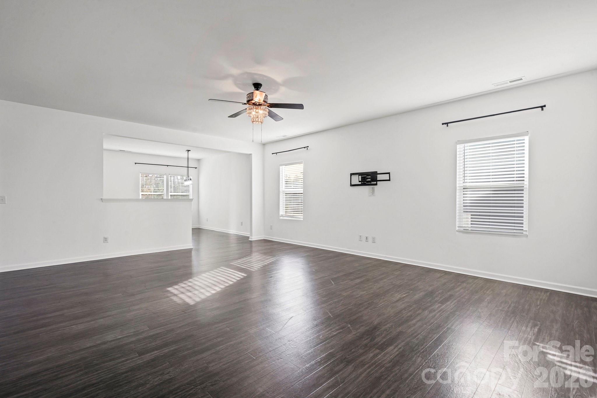 165 Old Harbor Drive — Mount Gilead