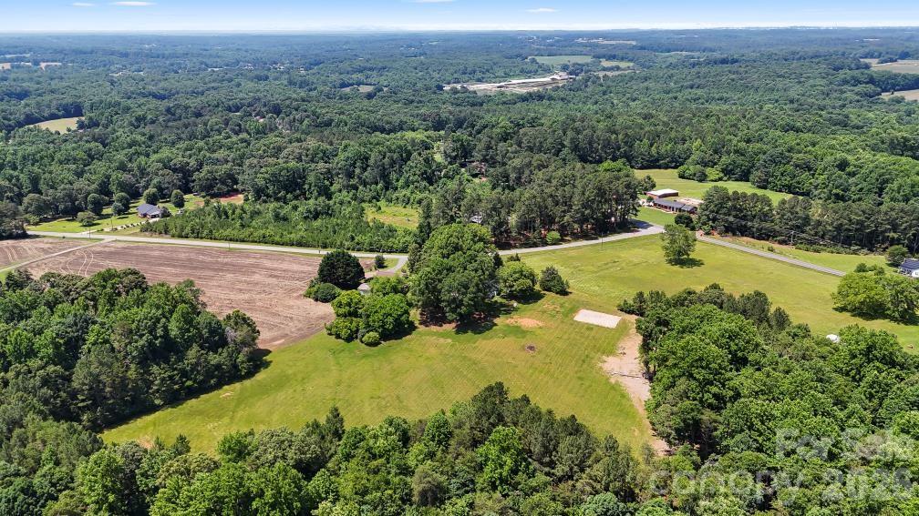5740 Crouse Road — Crouse