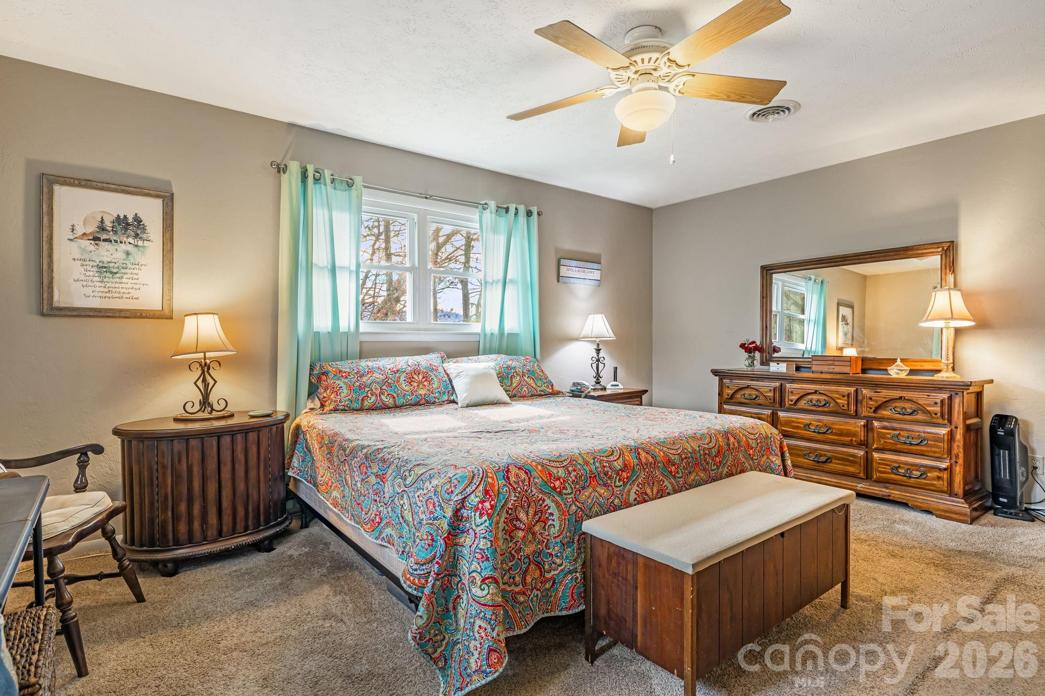 65 Roy Lane — Black Mountain