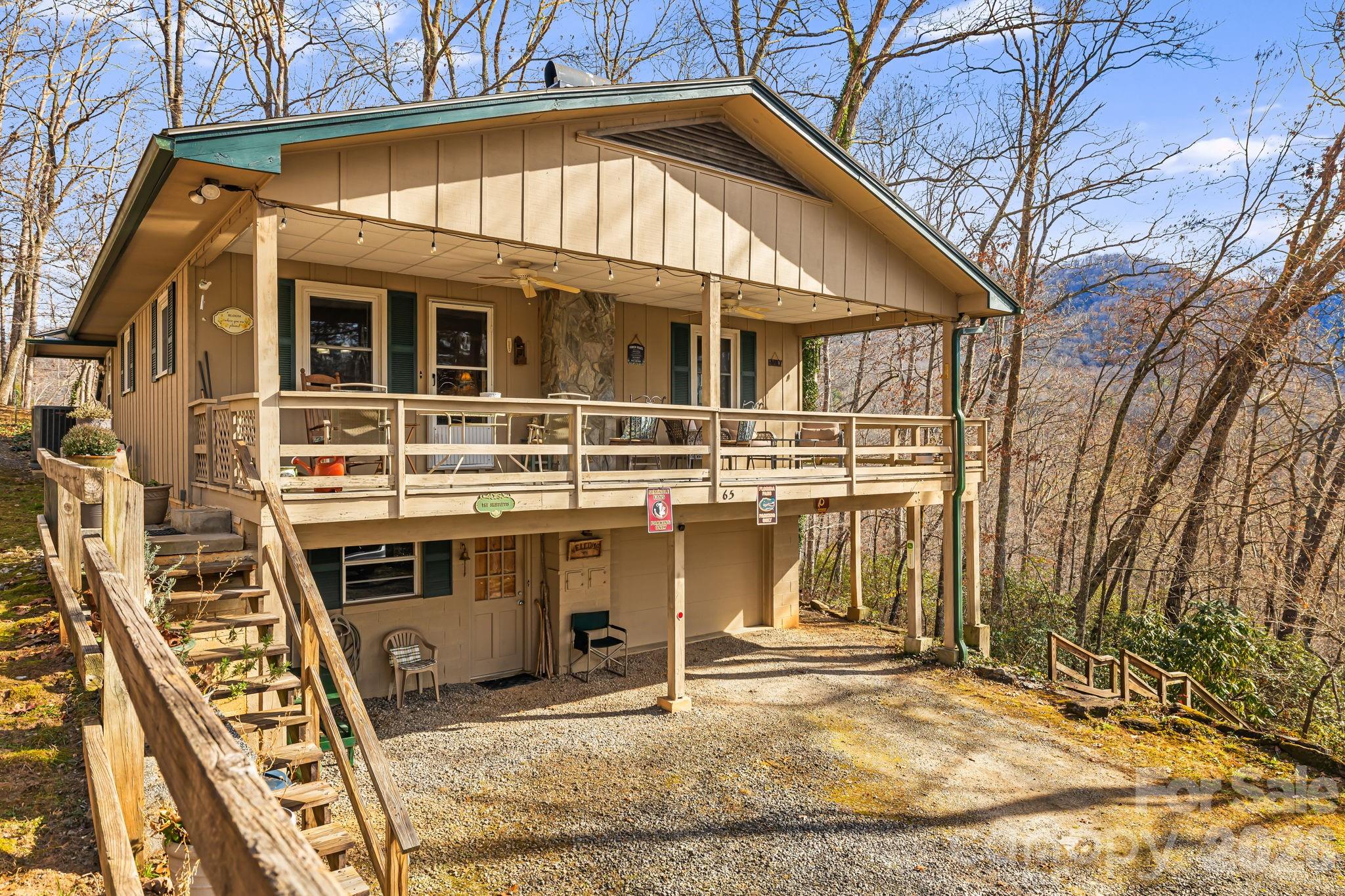65 Roy Lane — Black Mountain
