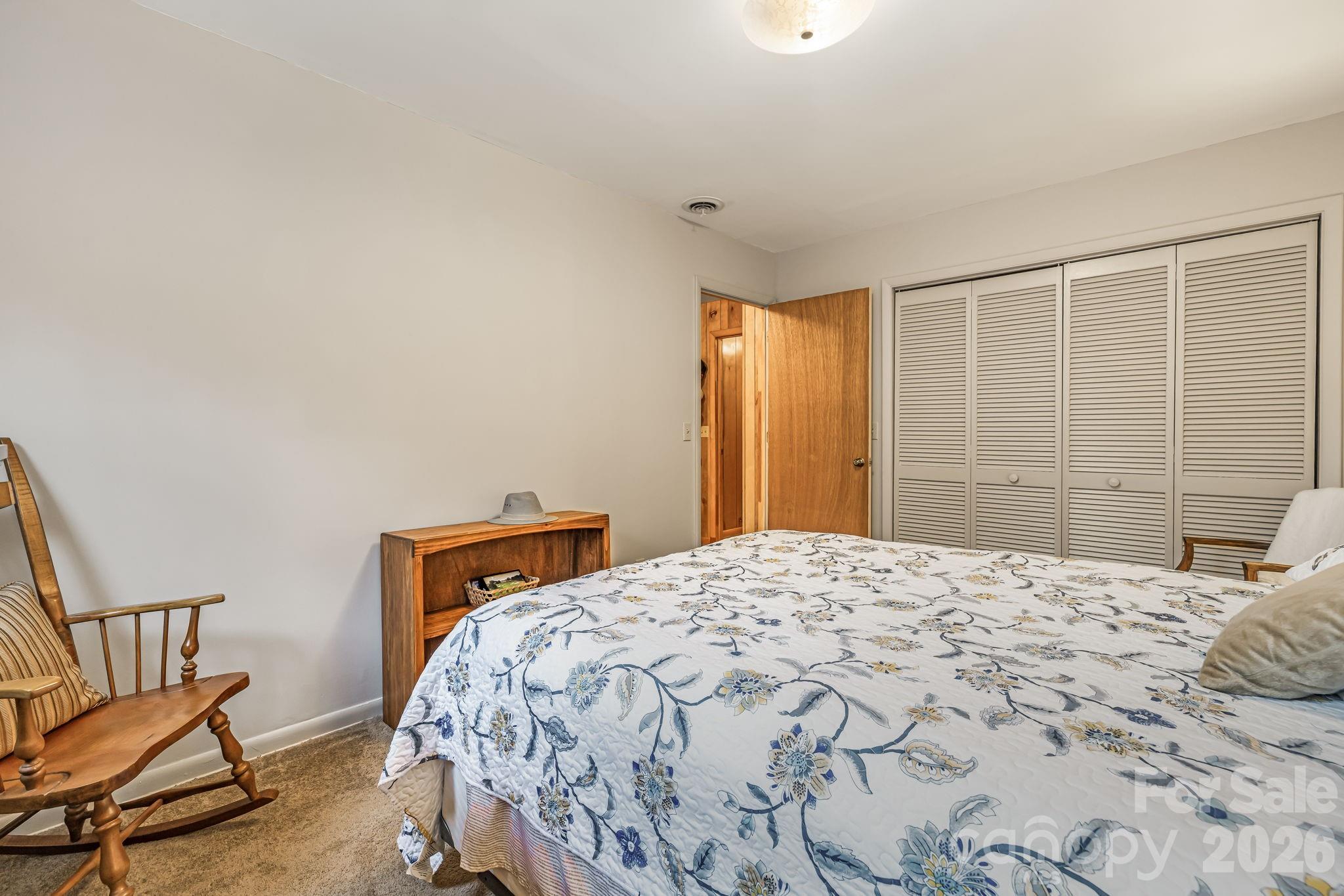 65 Roy Lane — Black Mountain