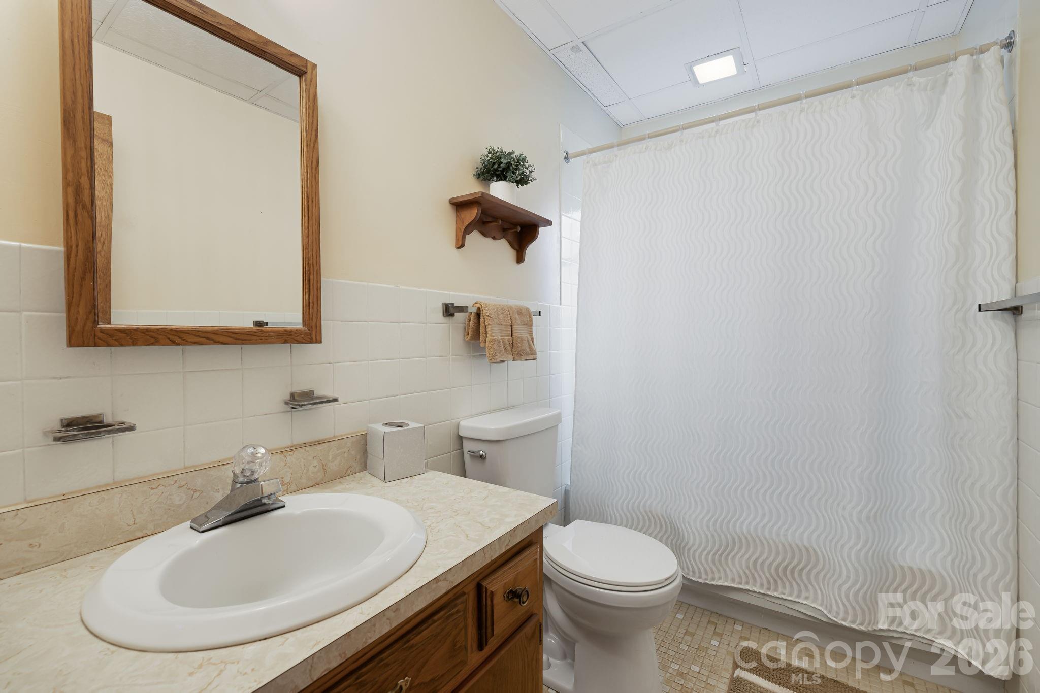 65 Roy Lane — Black Mountain