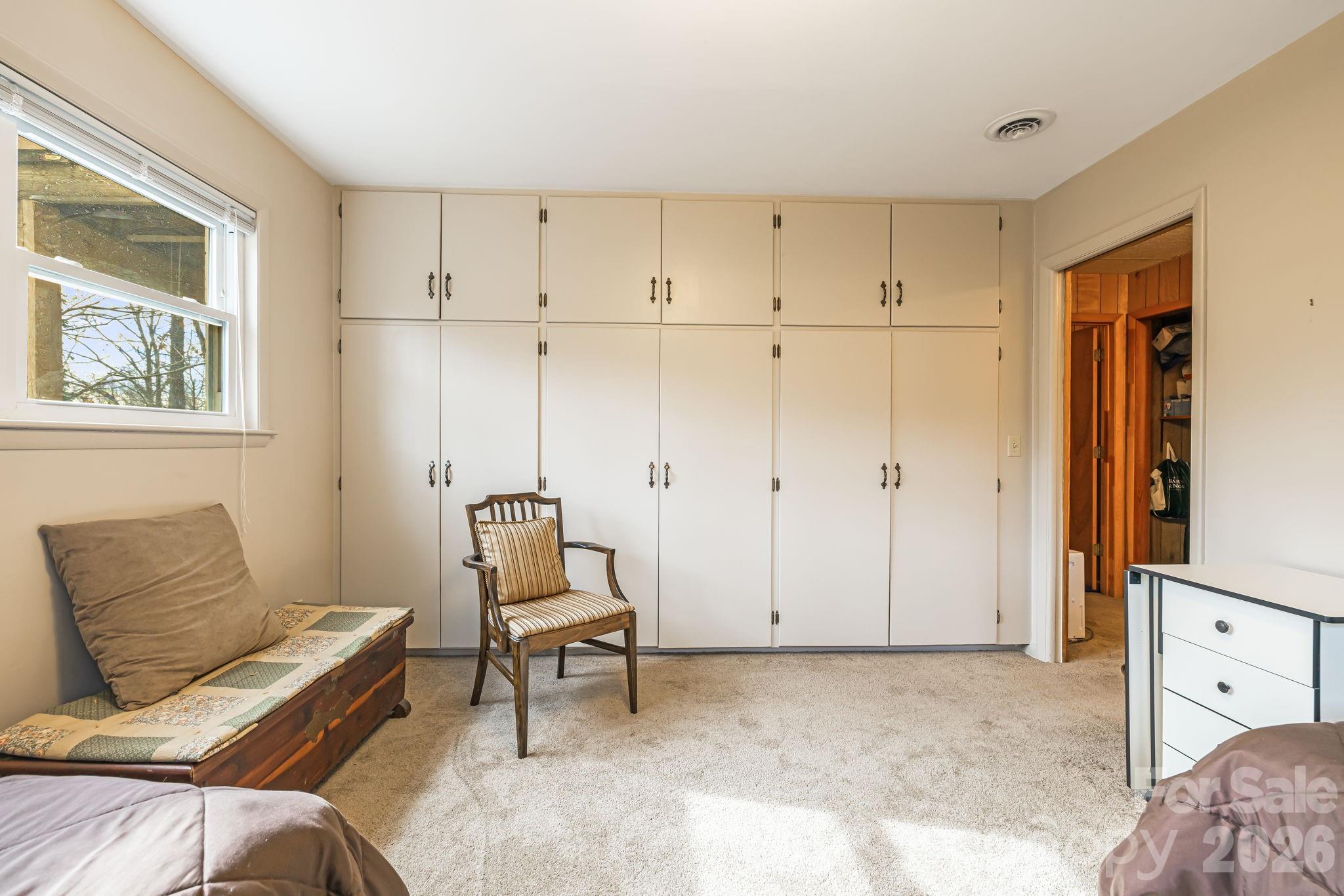 65 Roy Lane — Black Mountain
