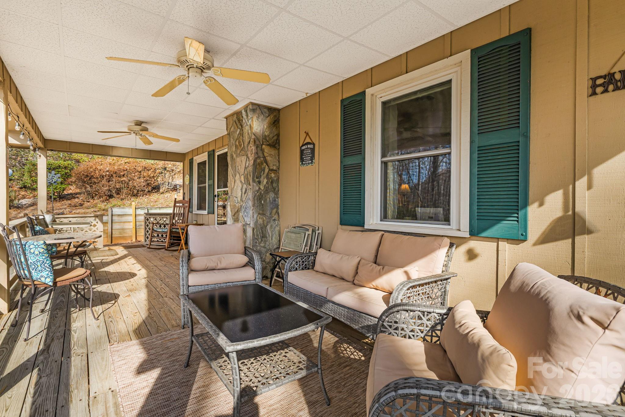 65 Roy Lane — Black Mountain