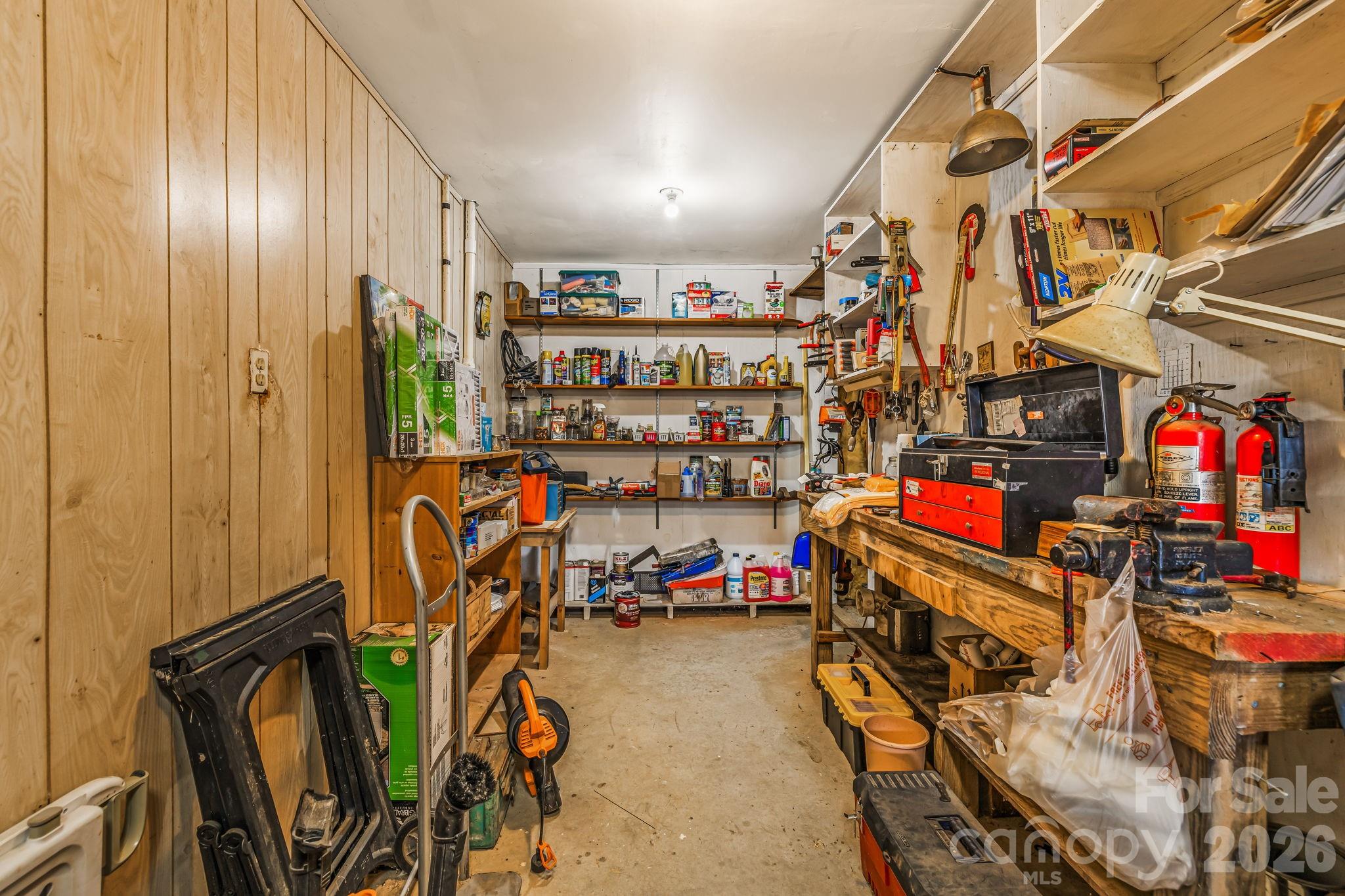 65 Roy Lane — Black Mountain