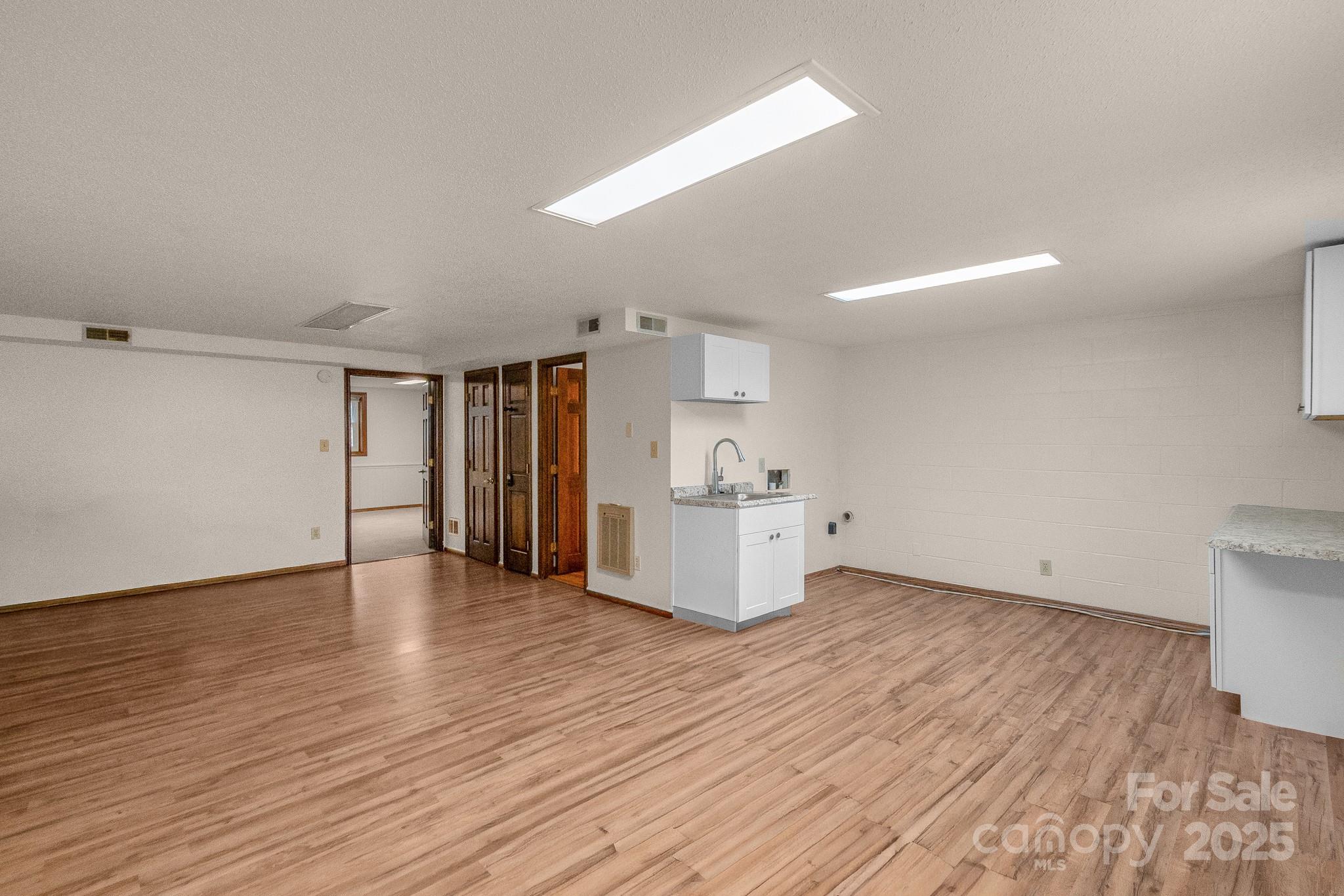 304 West Street — Kershaw