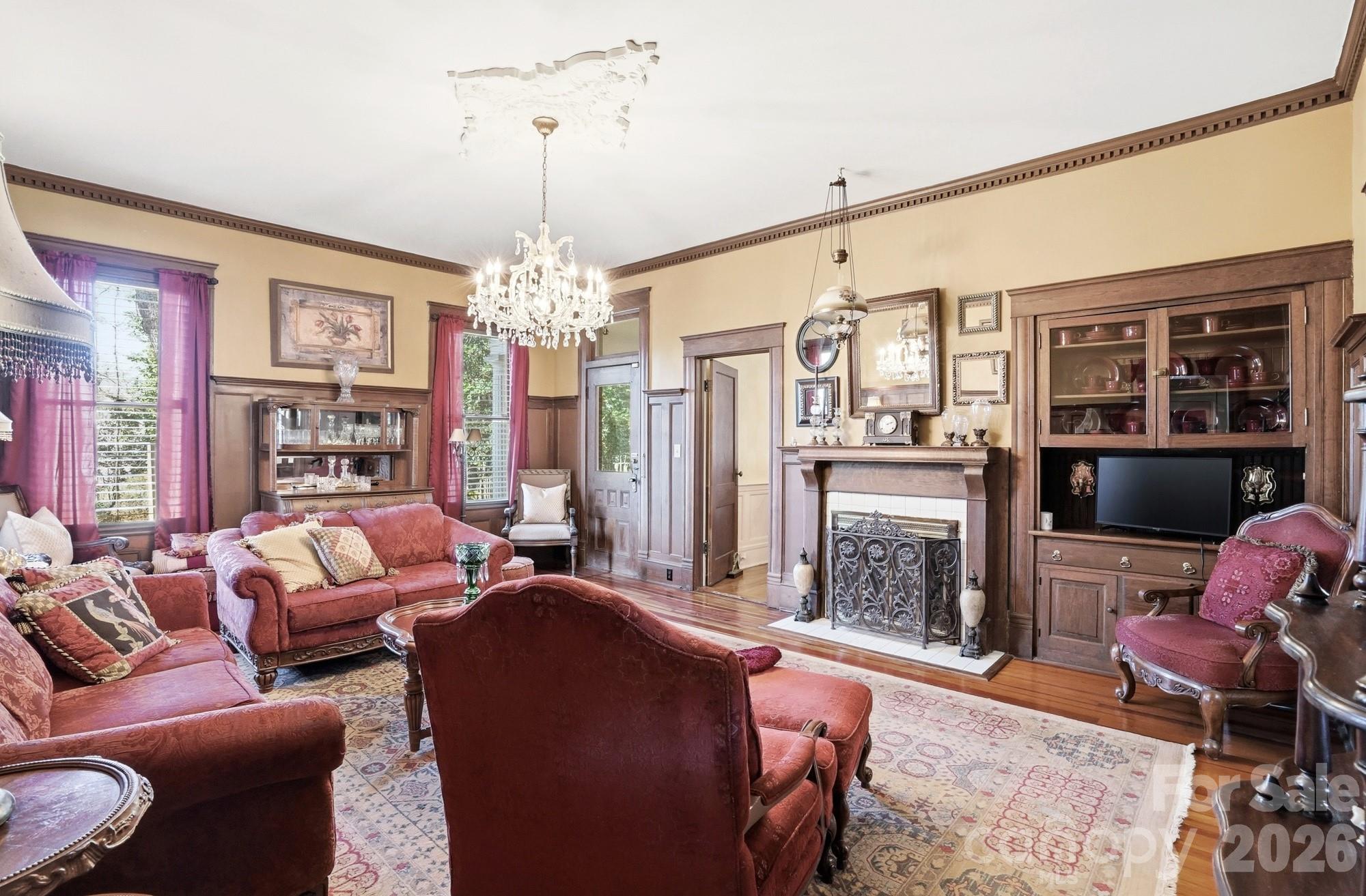 1103 W Franklin Street — Monroe
