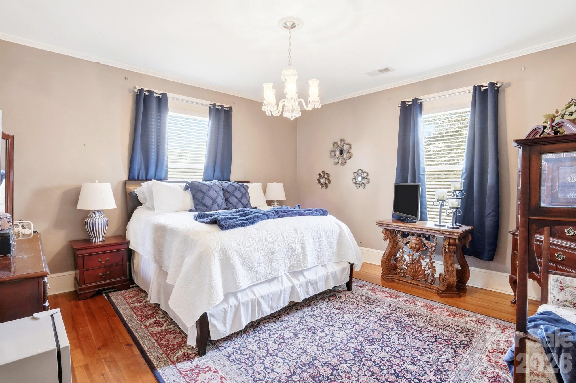 1103 W Franklin Street — Monroe
