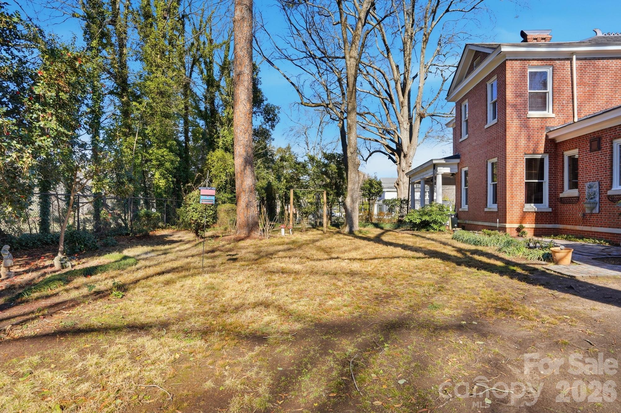 1103 W Franklin Street — Monroe