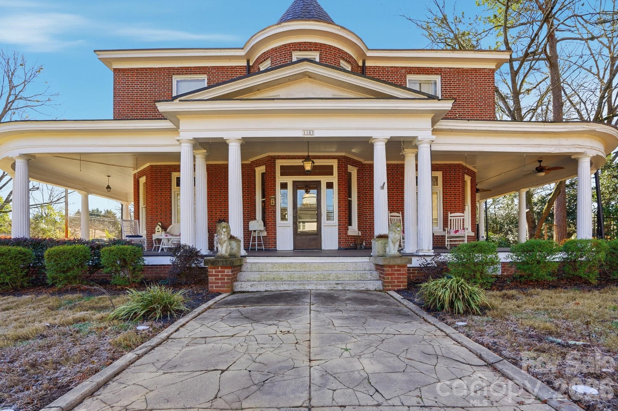 1103 W Franklin Street — Monroe