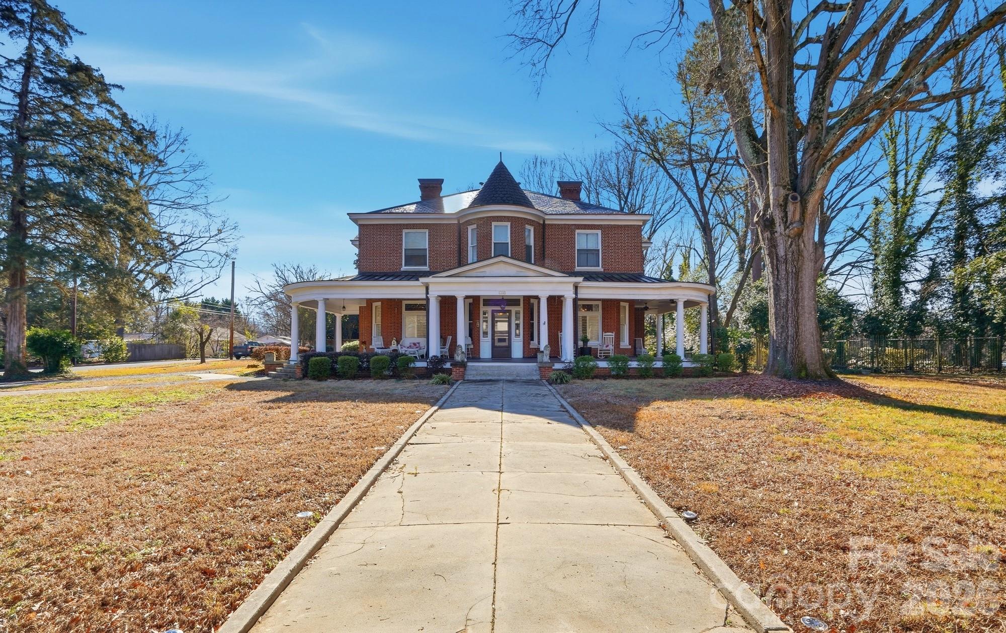 1103 W Franklin Street — Monroe