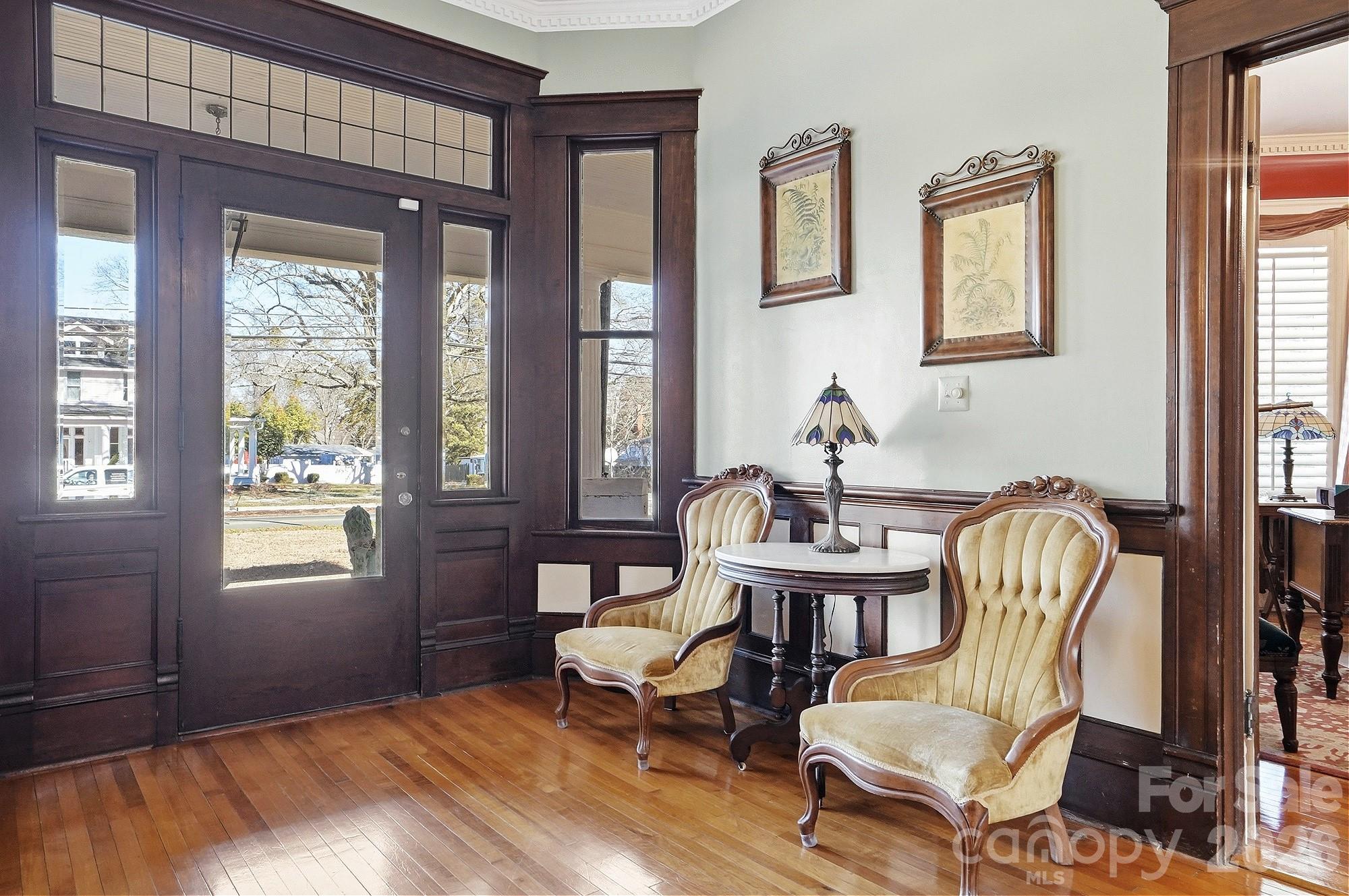 1103 W Franklin Street — Monroe