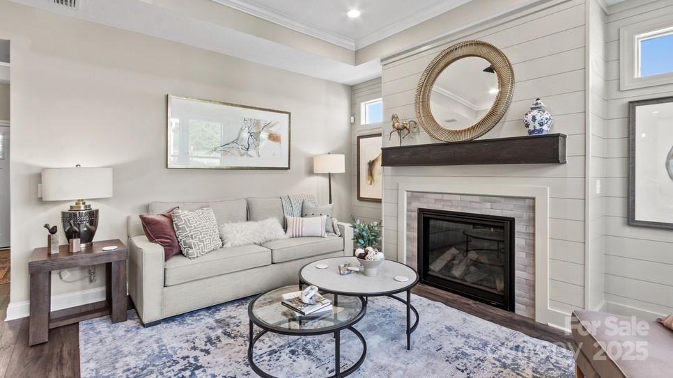 247 Alenda Lux Circle — Mooresville