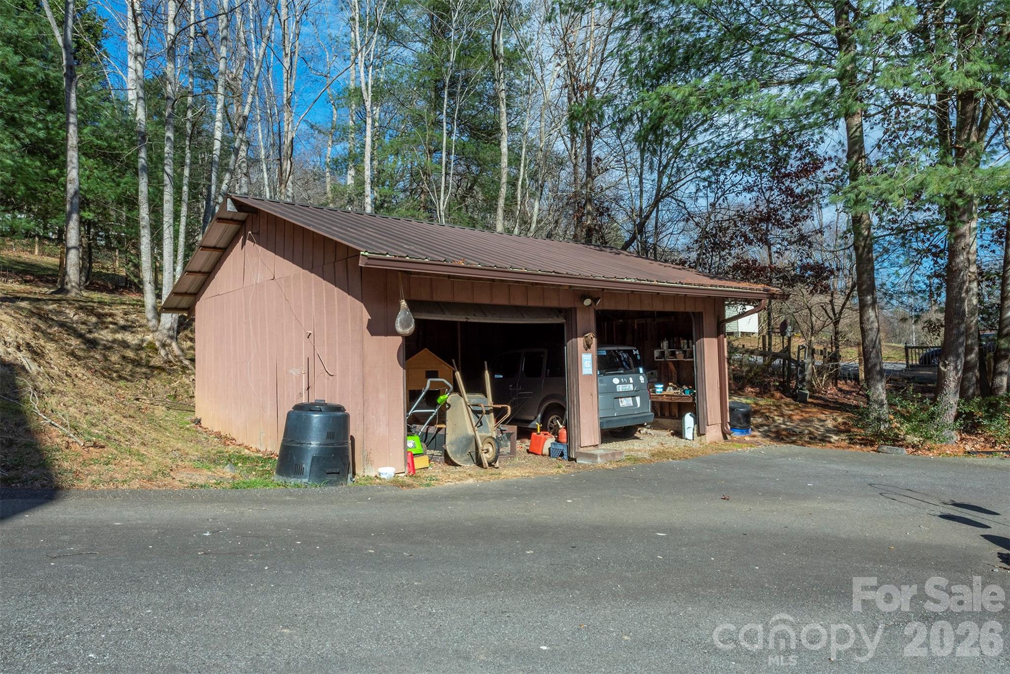 366 Dix Creek #2 Road — Leicester