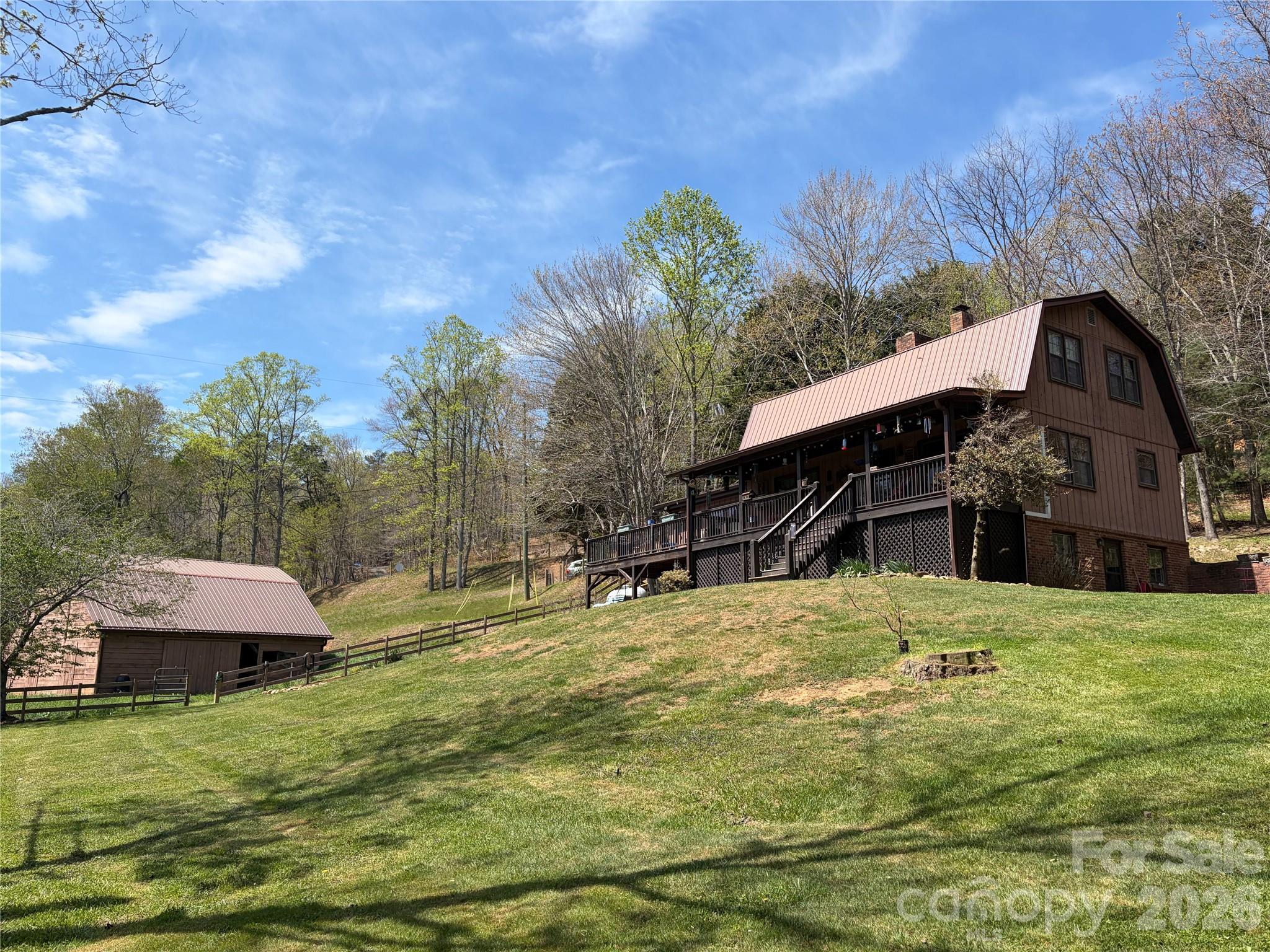 366 Dix Creek #2 Road — Leicester