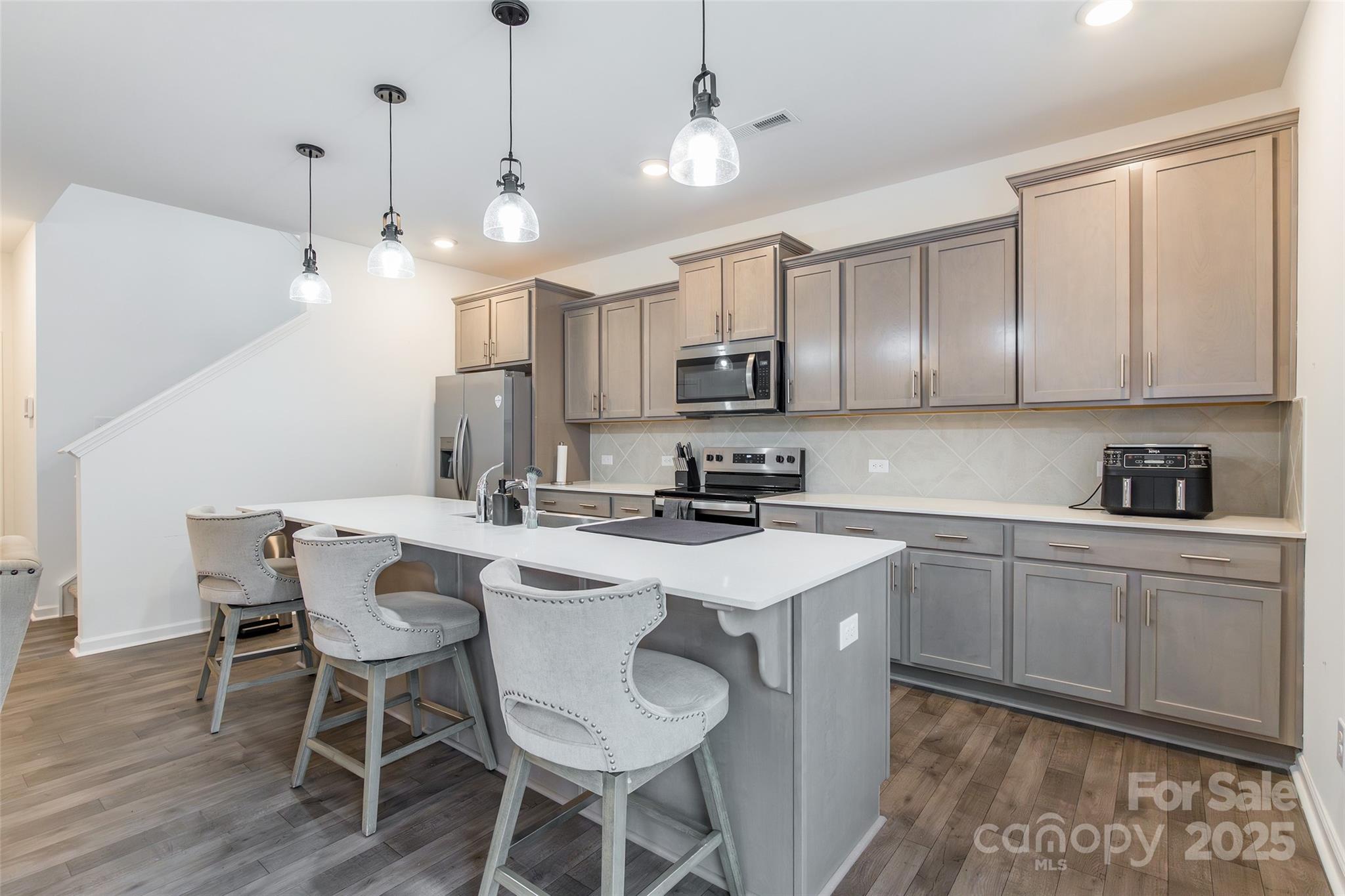 11178 Argosy Drive — Lancaster