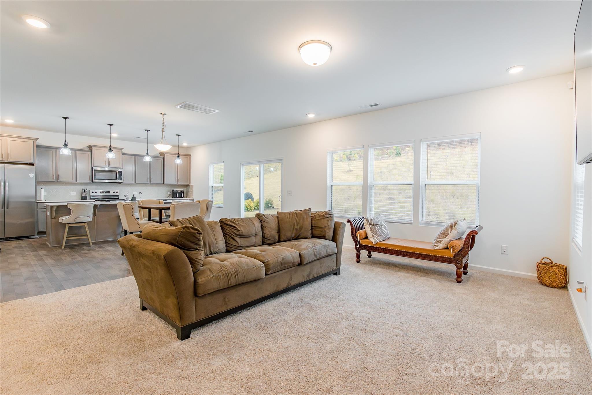 11178 Argosy Drive — Lancaster