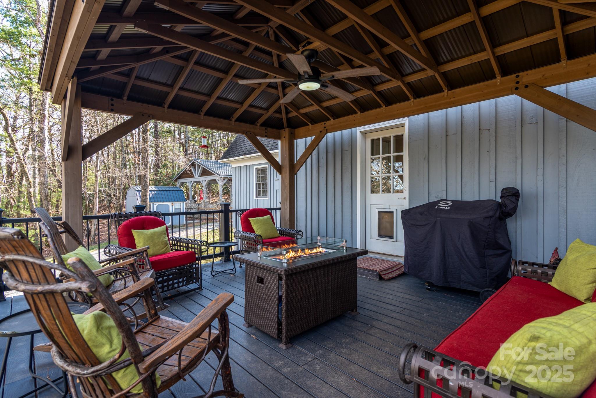 21 Maple Leaf Lane — Glade Valley