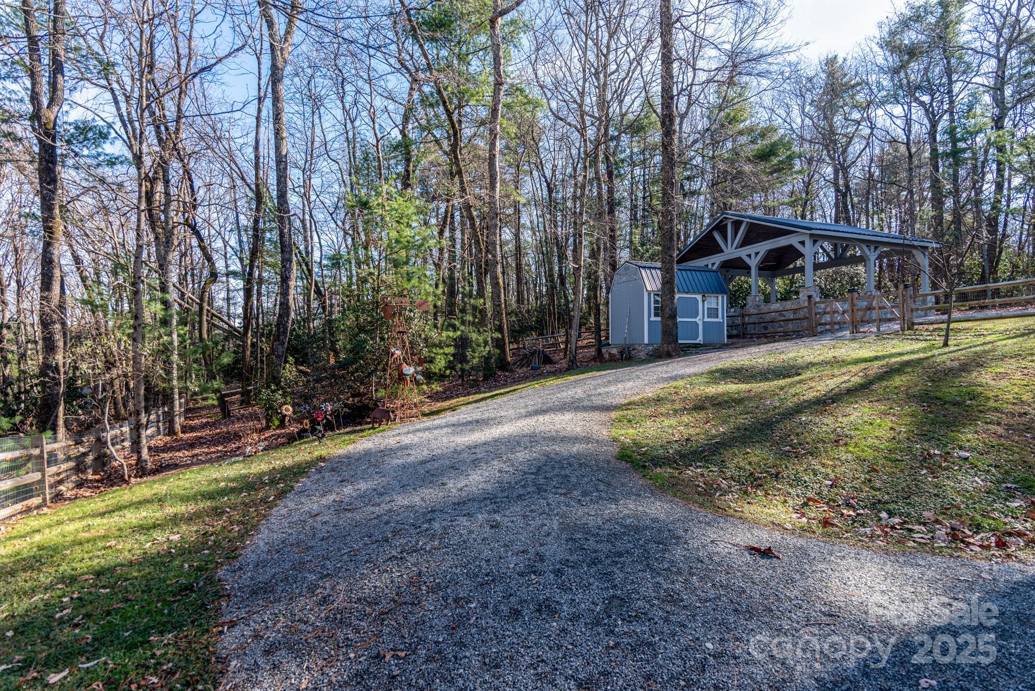 21 Maple Leaf Lane — Glade Valley