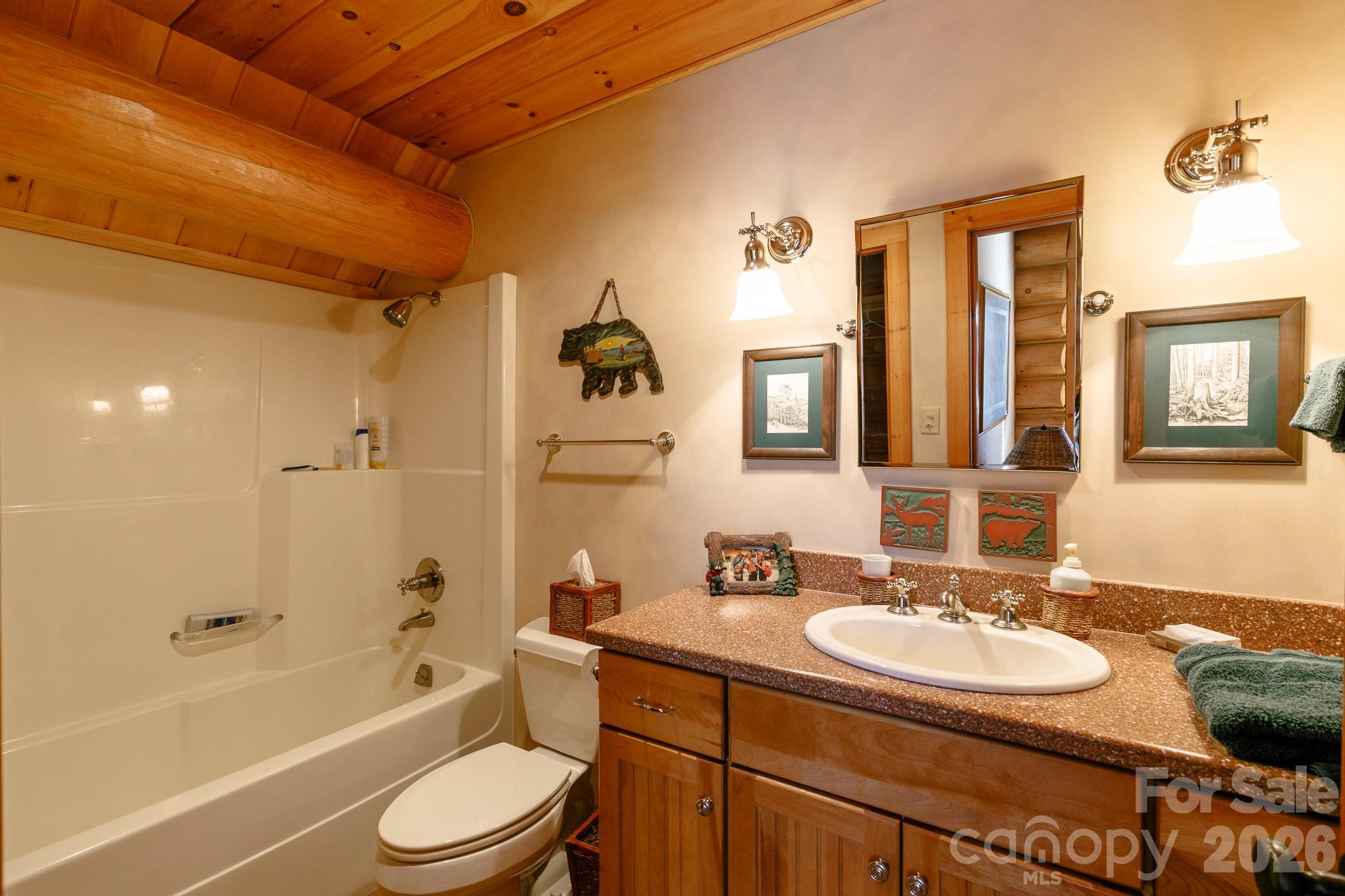 851 Austin Mountain Drive — Burnsville