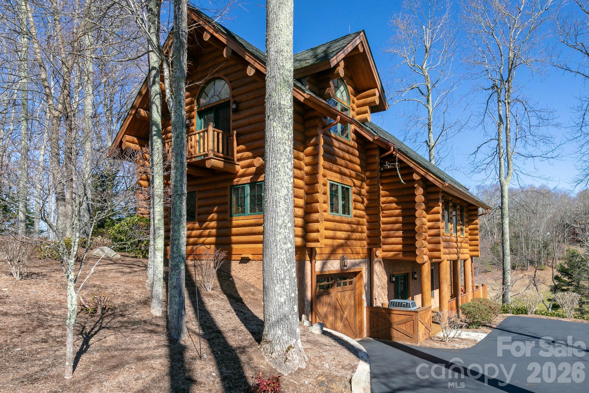 851 Austin Mountain Drive — Burnsville