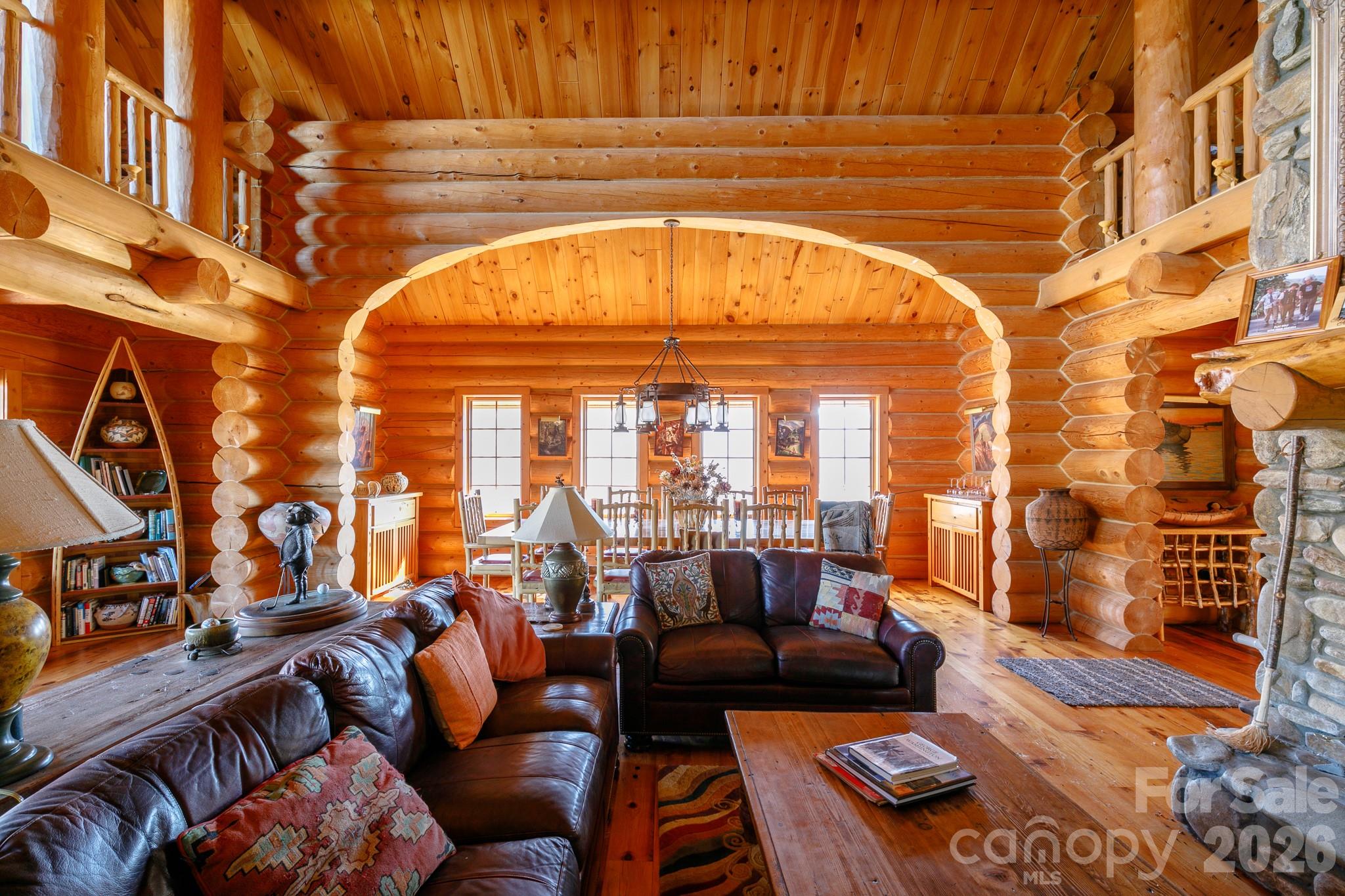 851 Austin Mountain Drive — Burnsville