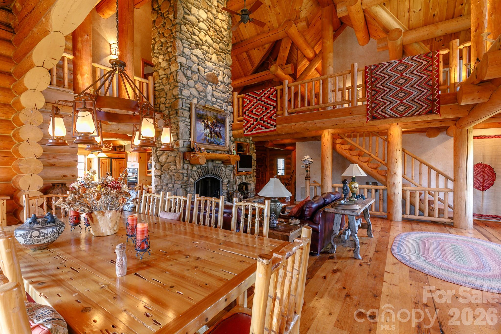 851 Austin Mountain Drive — Burnsville