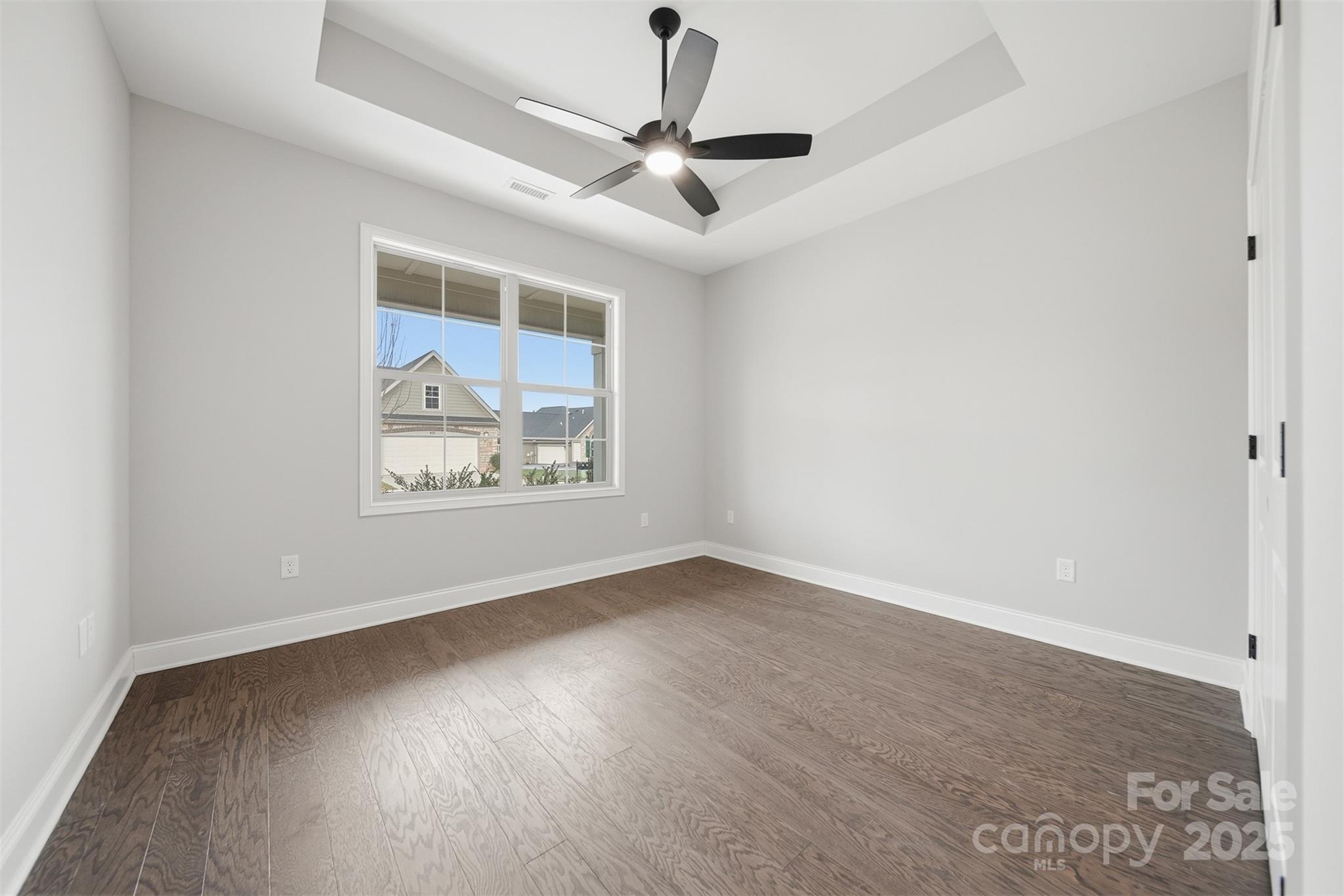 835A Wynnshire Drive — Hickory