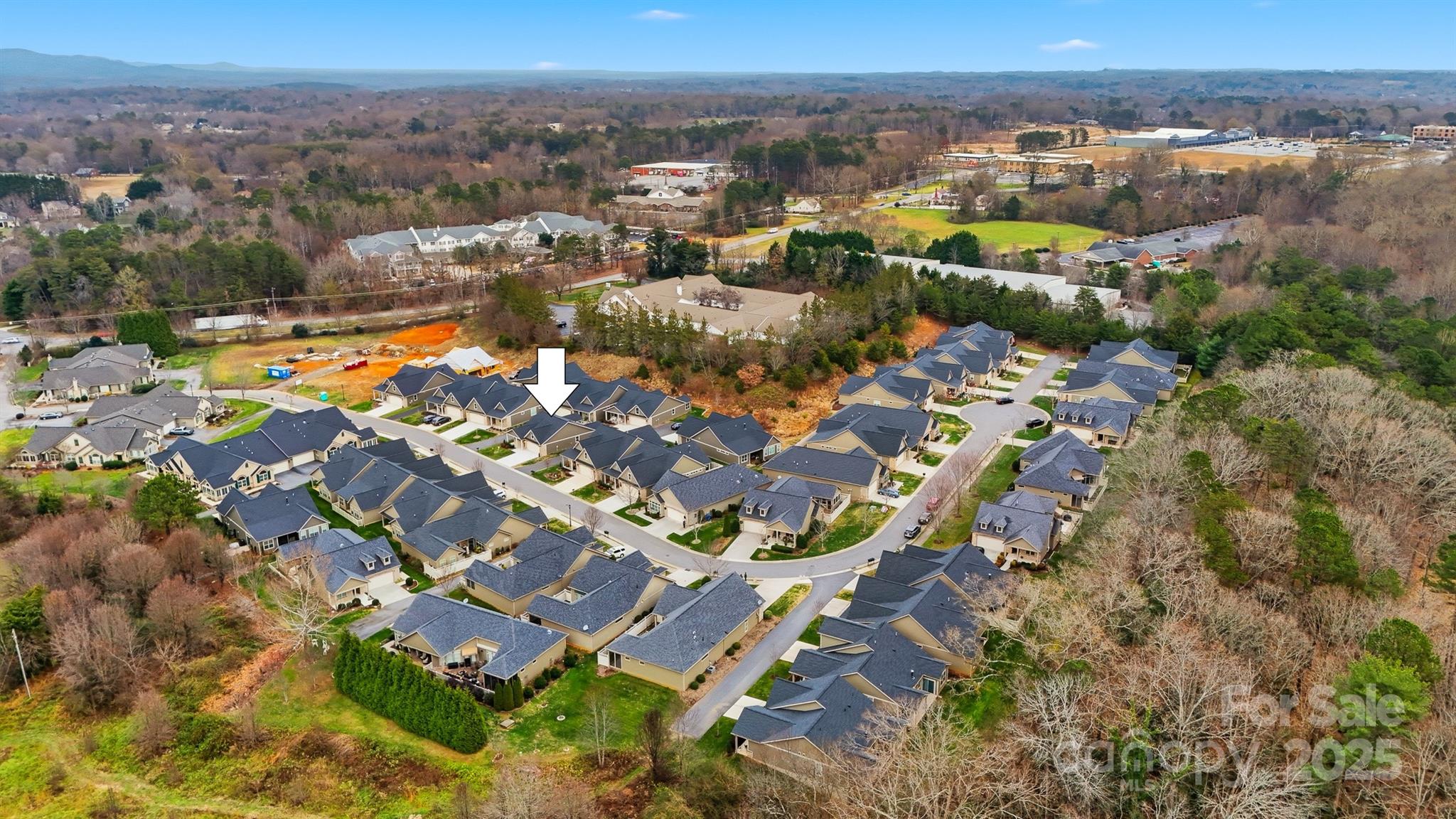 835A Wynnshire Drive — Hickory