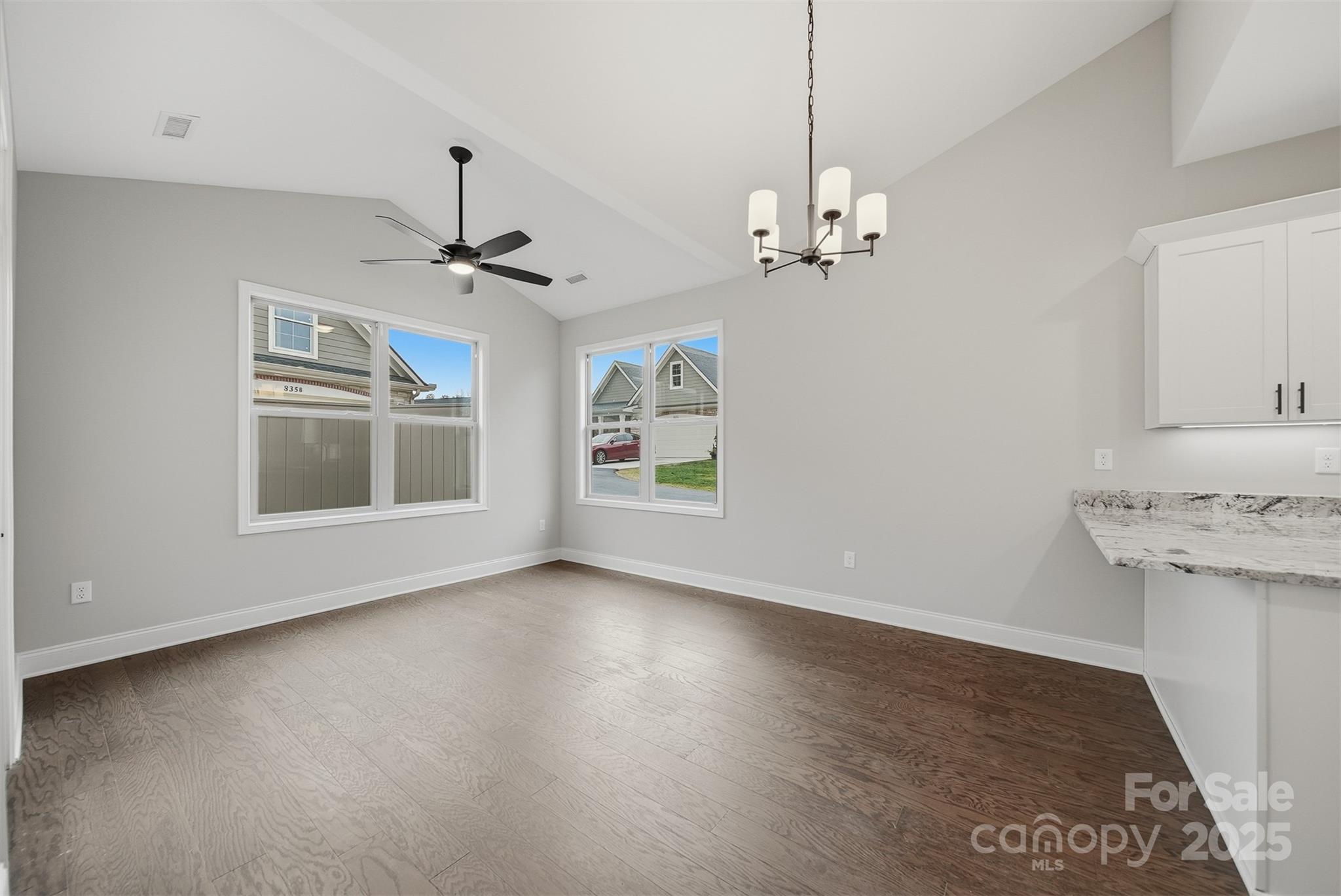 835A Wynnshire Drive — Hickory