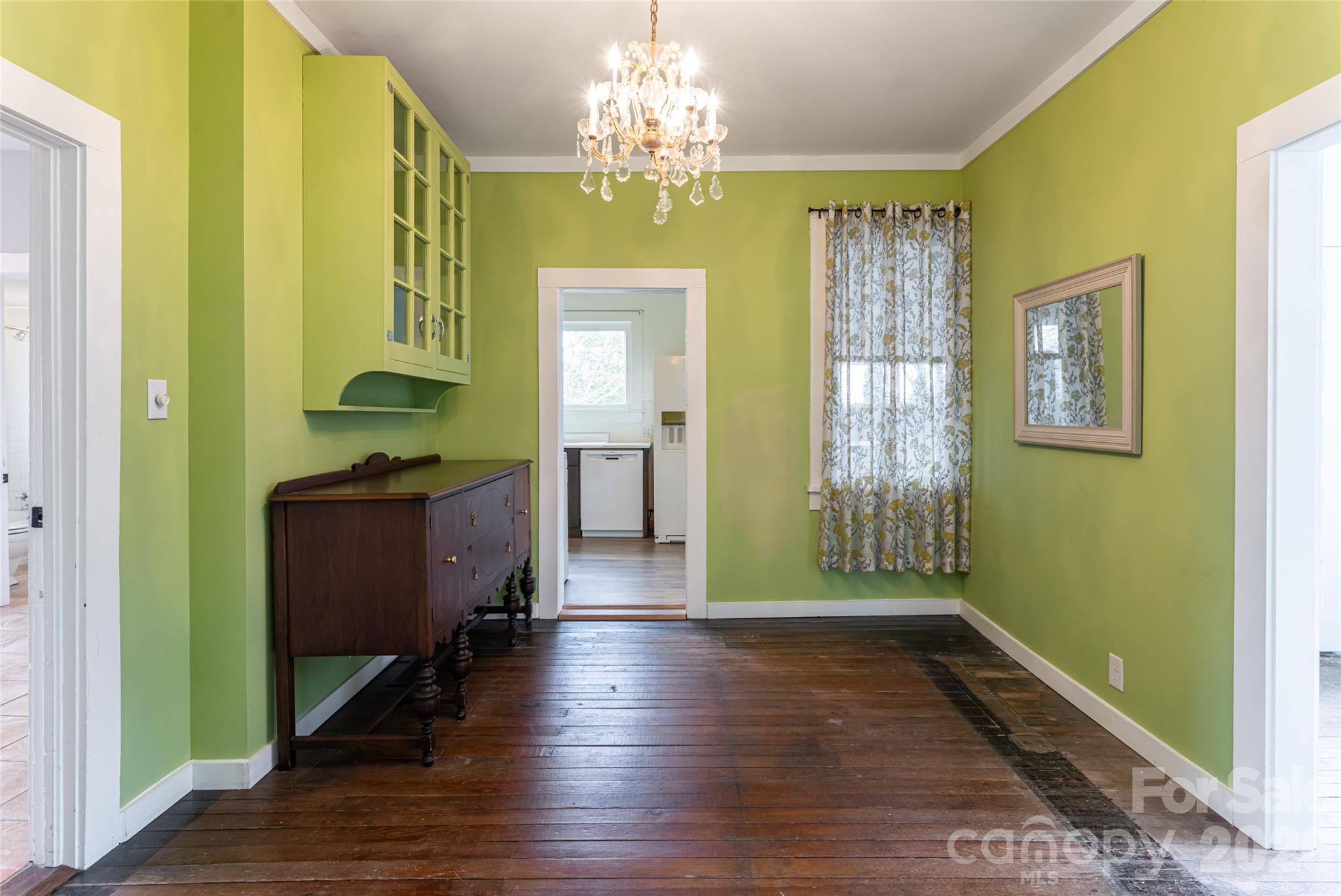 40 Jonestown Road — Asheville